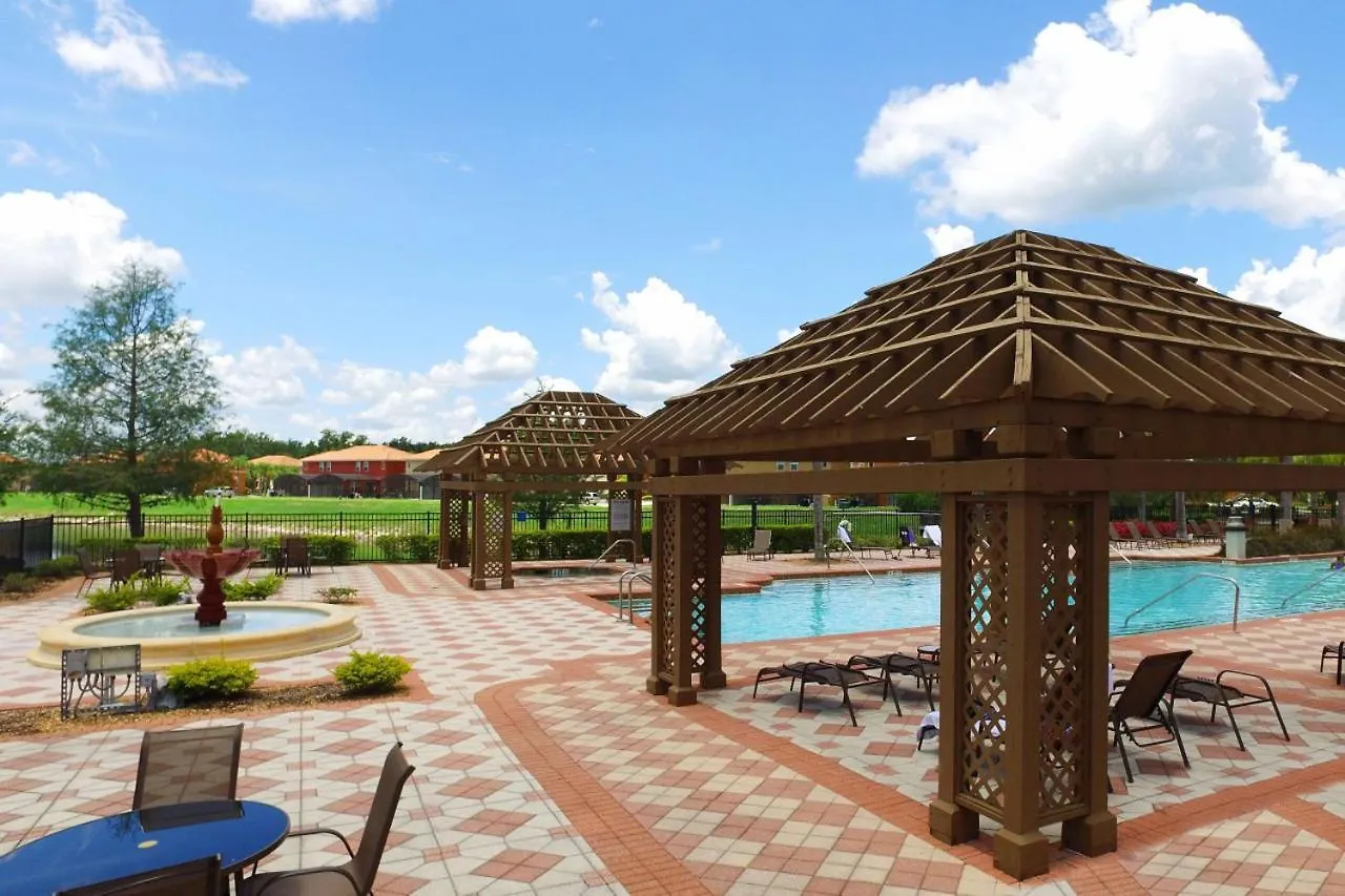 4-bedroom Townhome With Private Pool And Bbq Grill Kissimmee