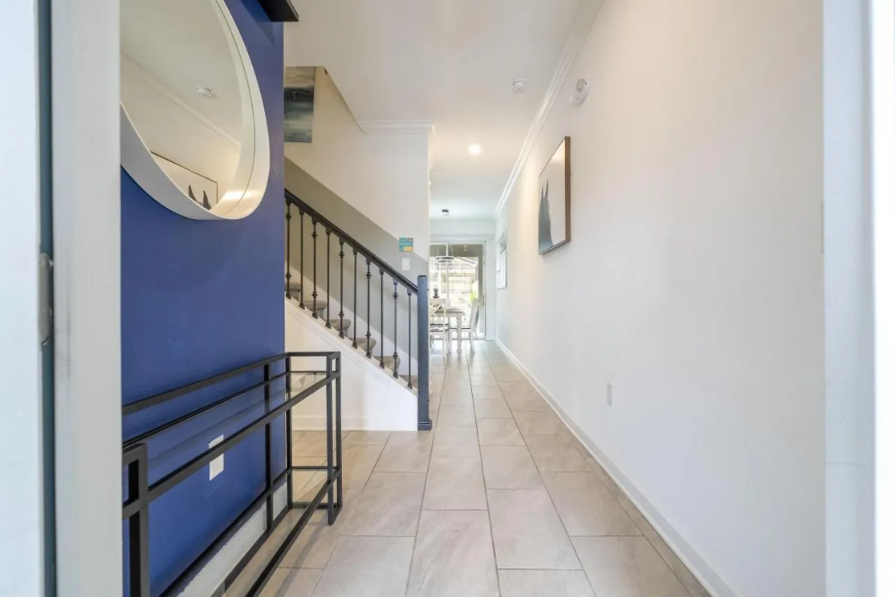 4-bedroom Townhome With Bbq Grill And Pool *