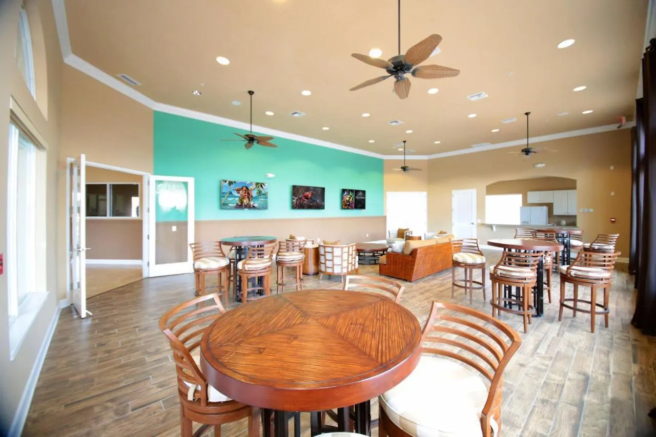 Holiday home 4-bedroom Townhome With Private Pool And Bbq Grill *