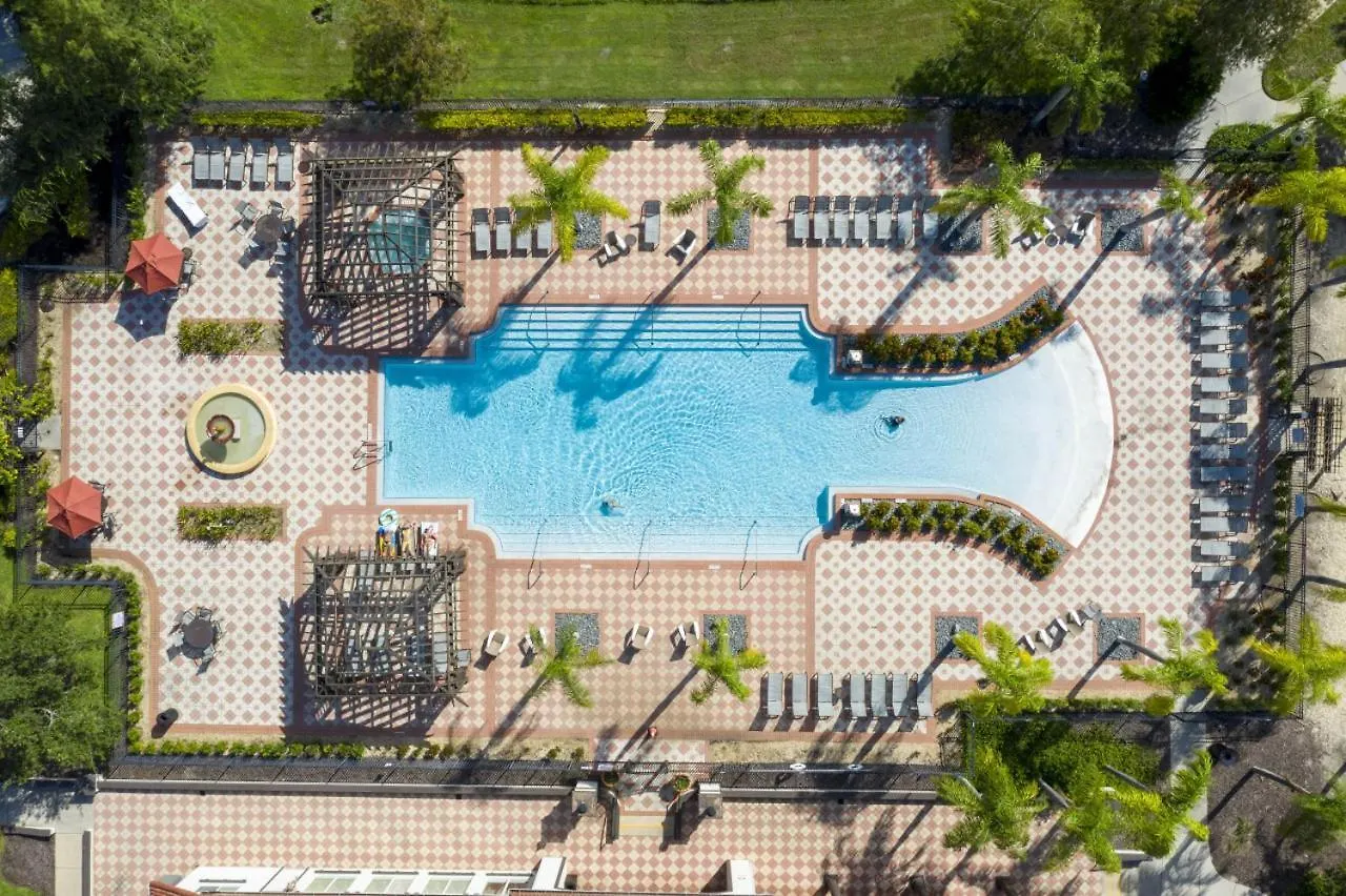 4-bedroom Townhome With Private Pool And Bbq Grill Holiday home *