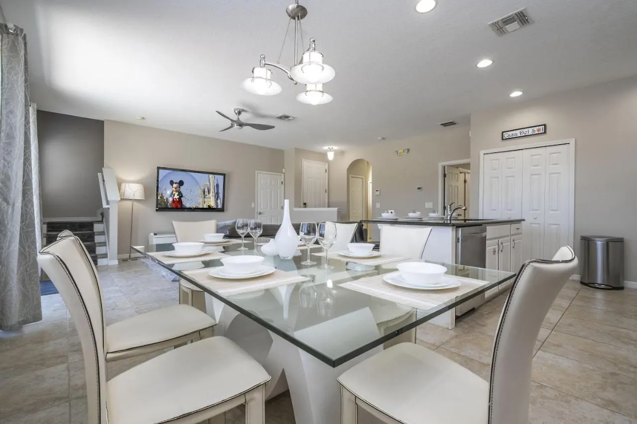 Holiday home 4-bedroom Townhome With Private Pool And Bbq Grill