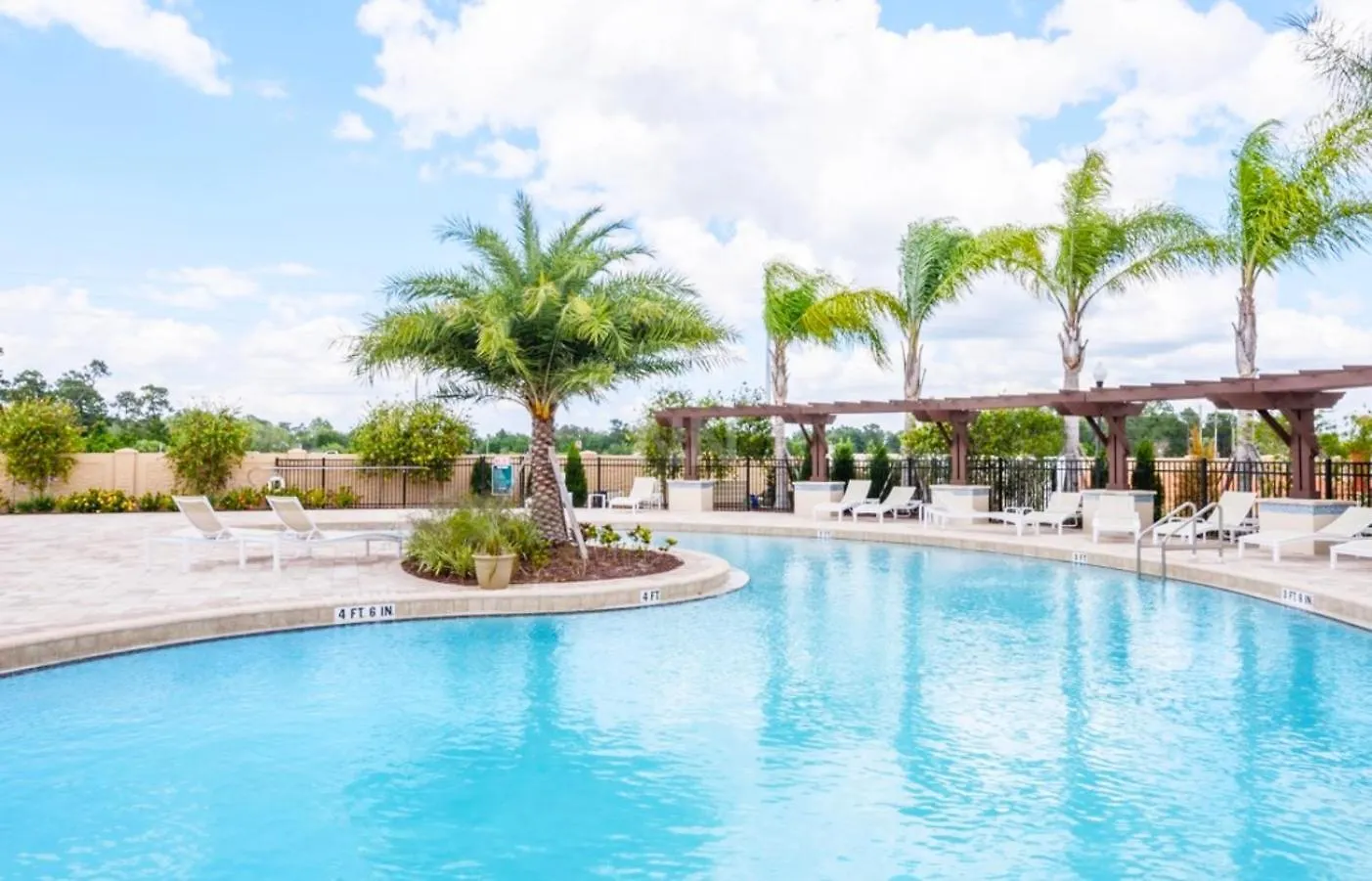 Great Townhouse In Great Luxurious Community, Poolgym Close To Disney! Holiday home Kissimmee