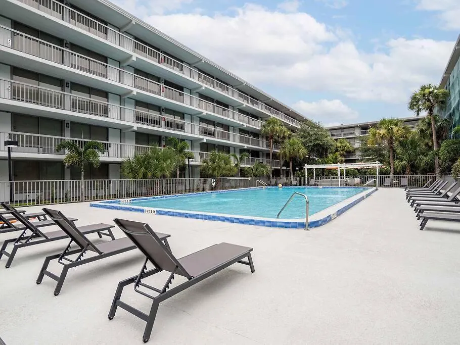 Relaxing 1br Pirate Themed In Orlando Next To With Pool View Apartment *