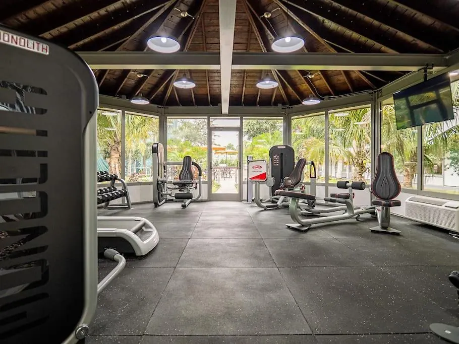 Relaxing 1br Pirate Themed In Orlando Next To With Pool View *