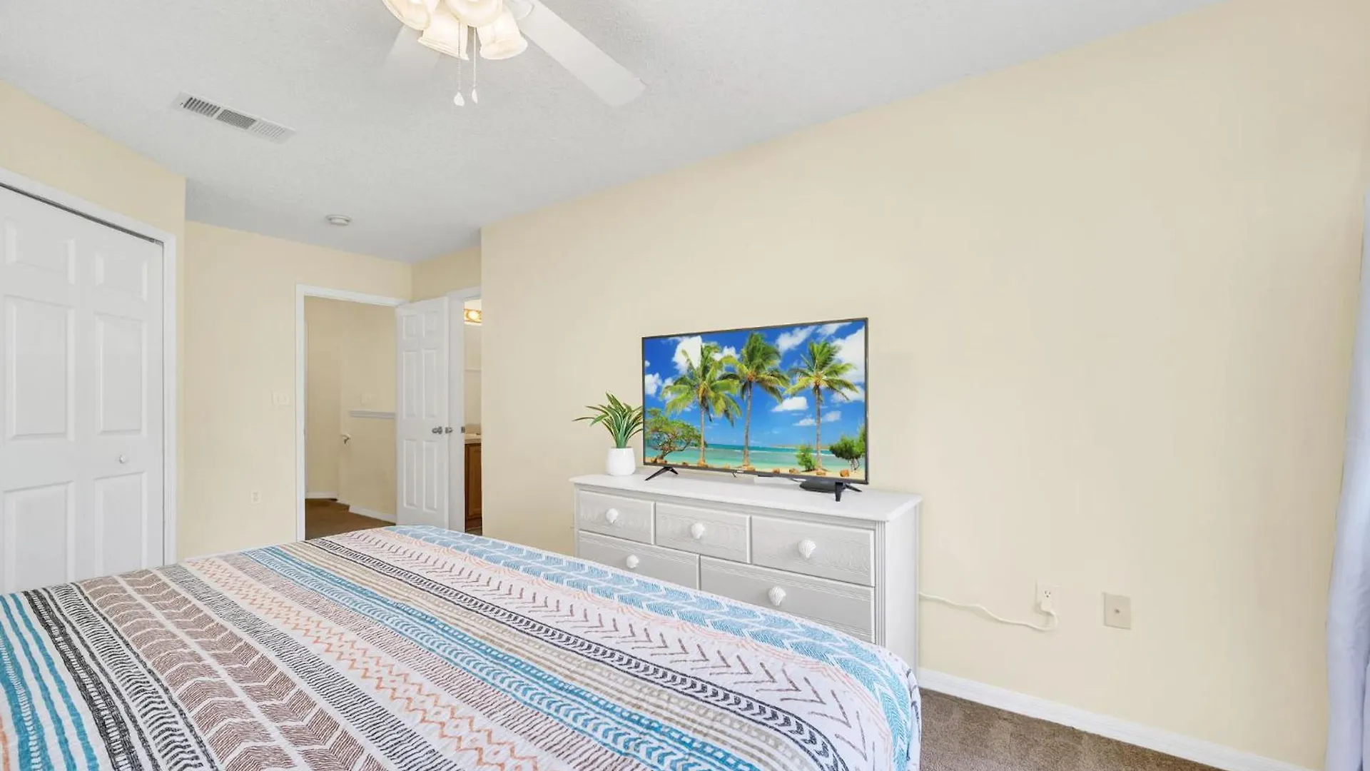 Holiday home Pool, Sauna, Great Amenities, Frozen Themed *