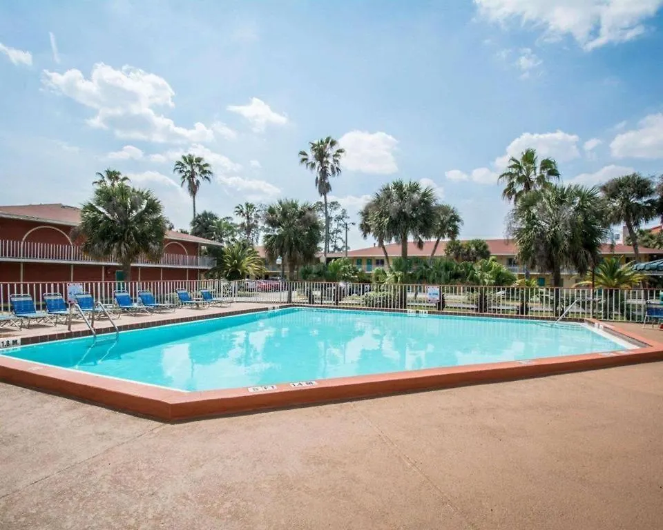 Hotel Eastgate 2*