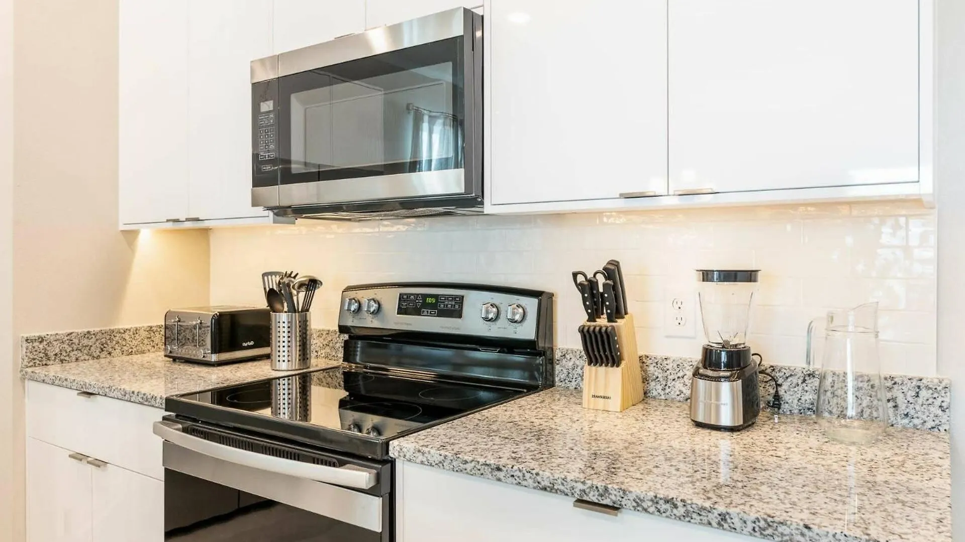 7988 Magical Vacation - 5 Bedrooms Kissimmee