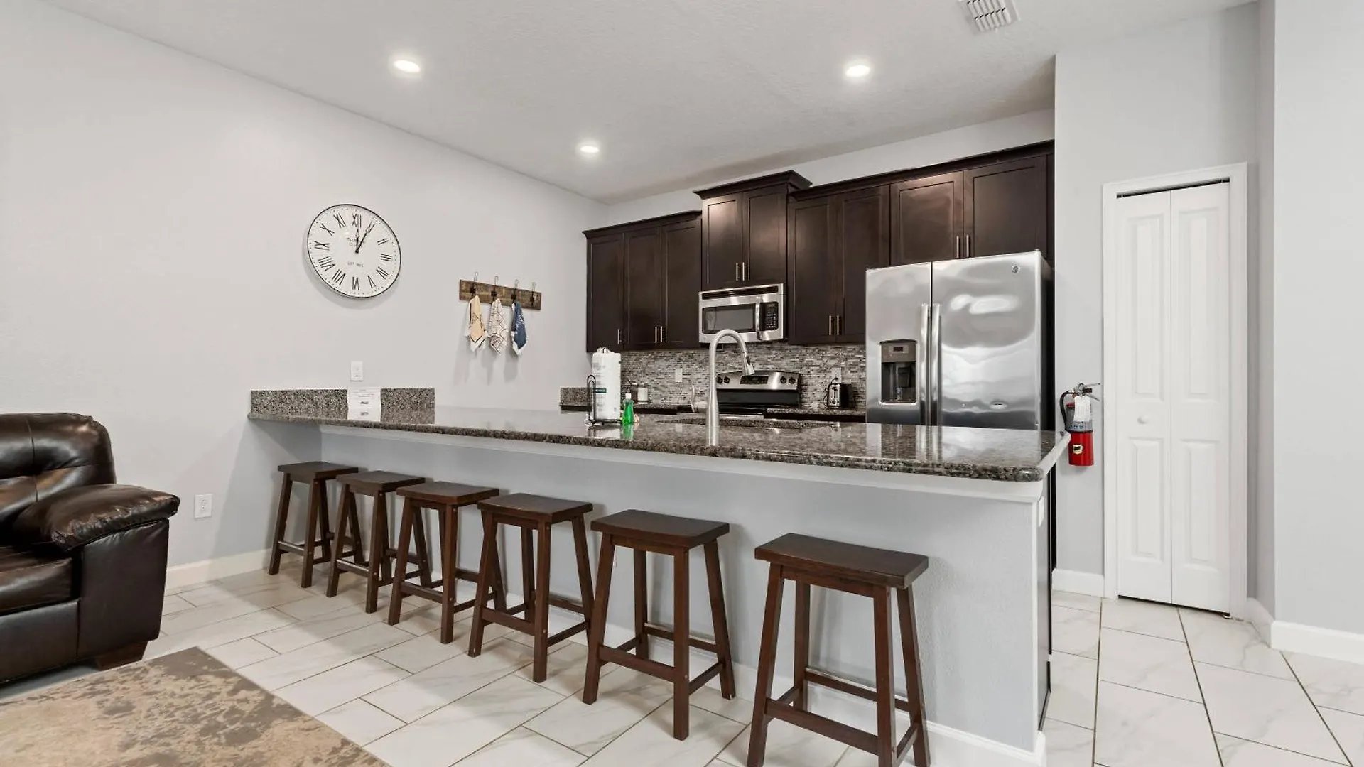 Townhome With A Pool At Storey
