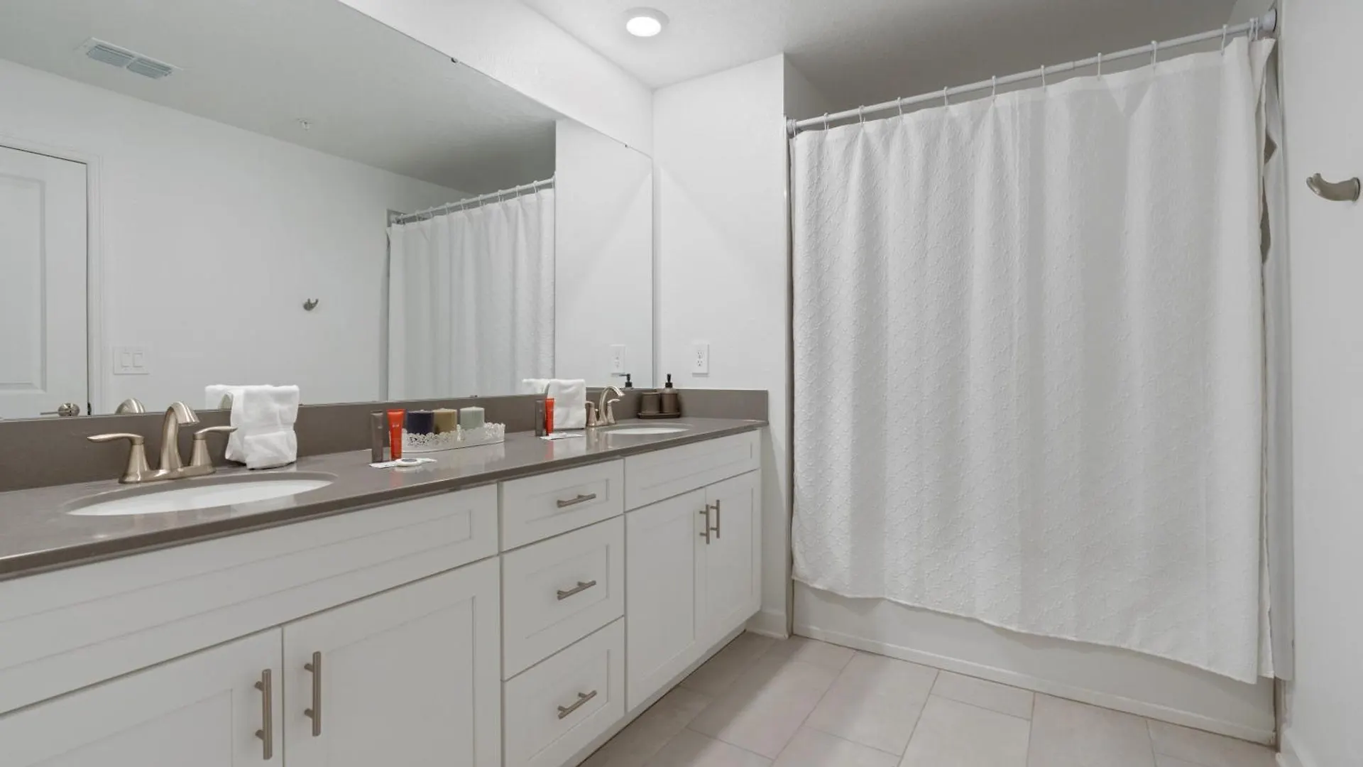 度假居 New At Storey Lake5 Bedrooms And 4 Bathrooms