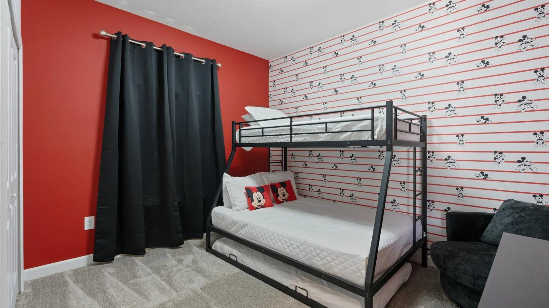 度假居 New At Storey Lake5 Bedrooms And 4 Bathrooms 基西米