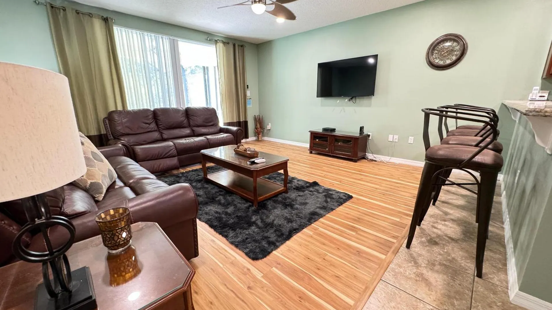 2820 Cozy Gem In With Pool *