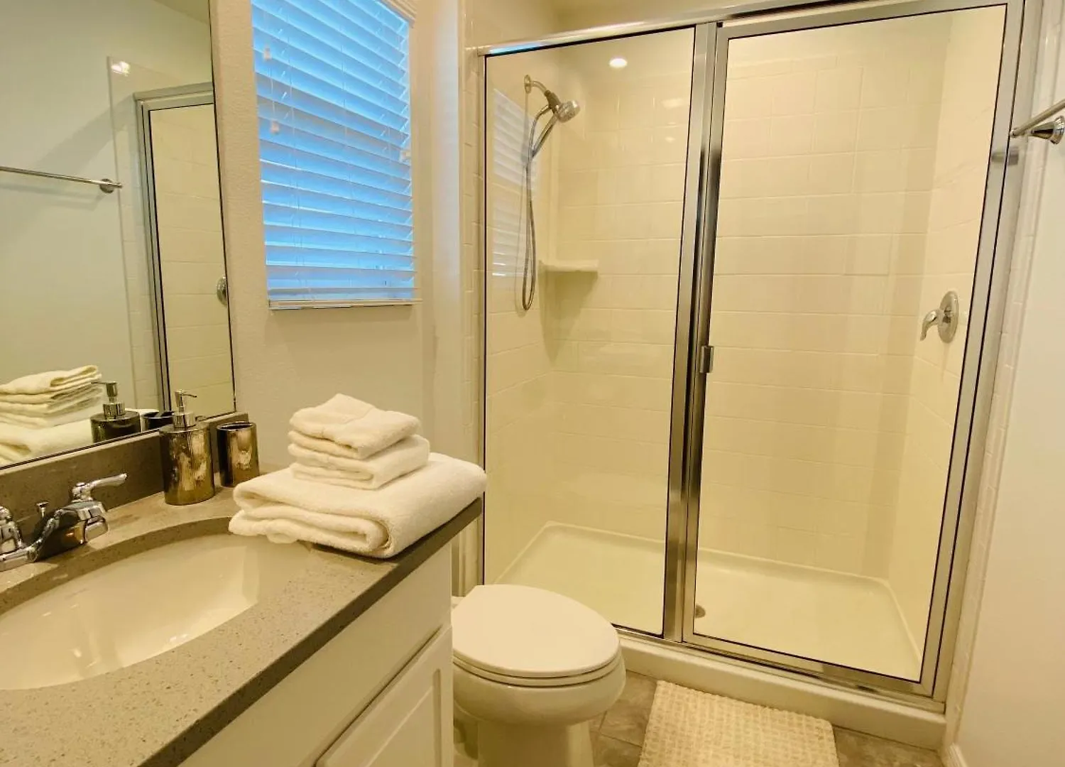 Home, Pool, Spa, Game Near Disney-new! Holiday home *