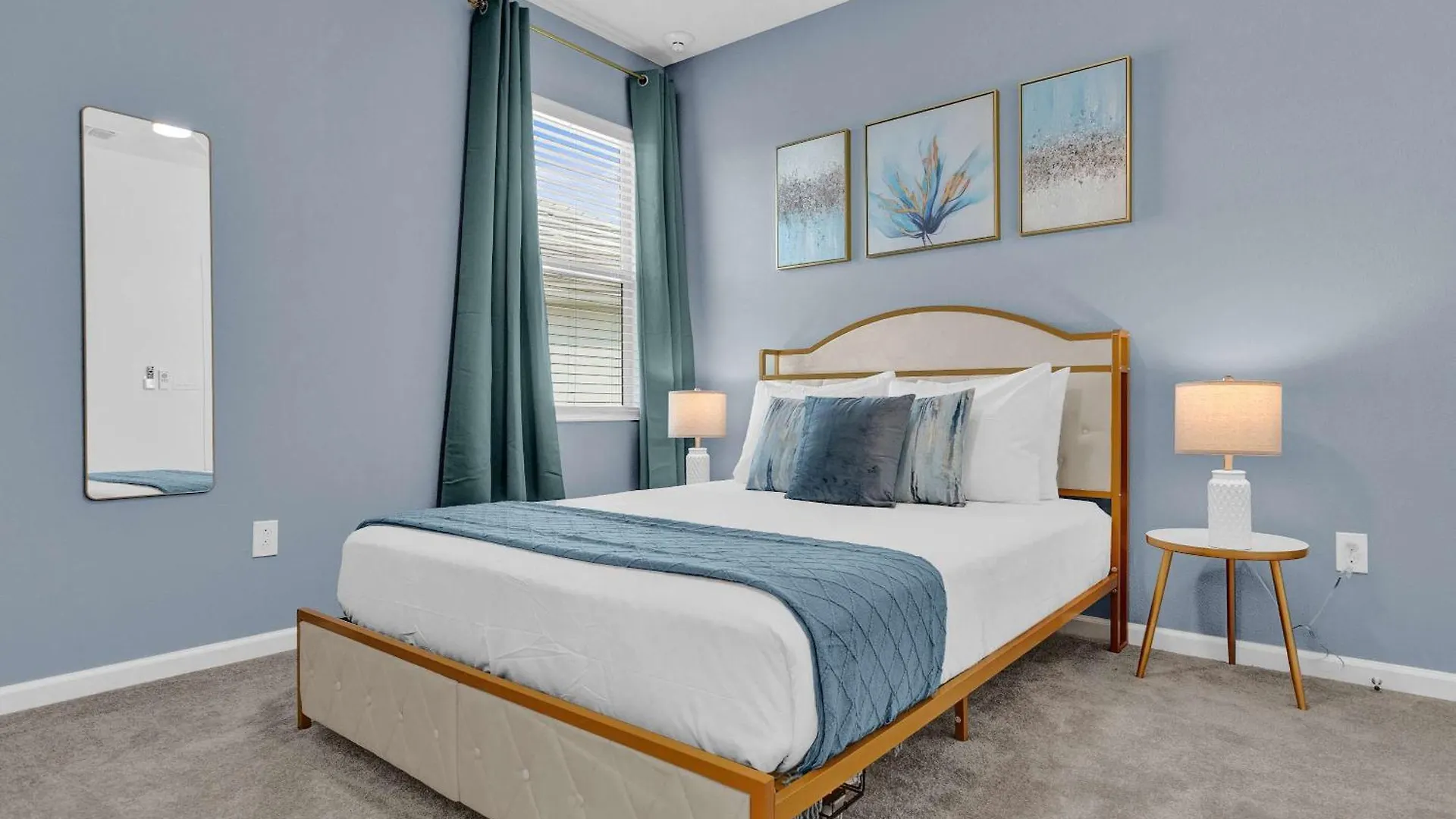 Holiday home Luxury - The Extras - Sleeps 39 *