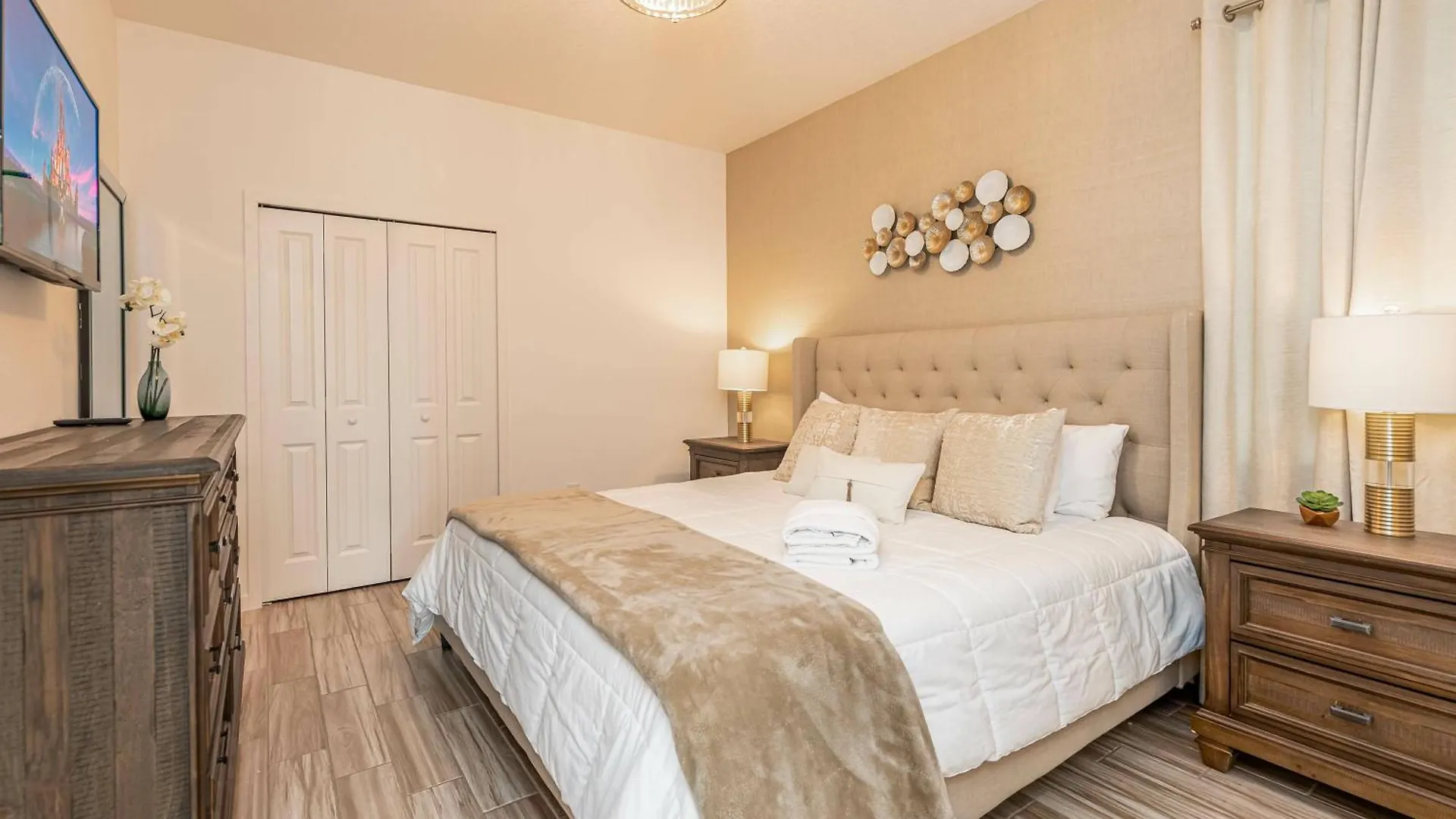 Fantastic 5 Bd Pool Near Perks 2678 Holiday home Kissimmee