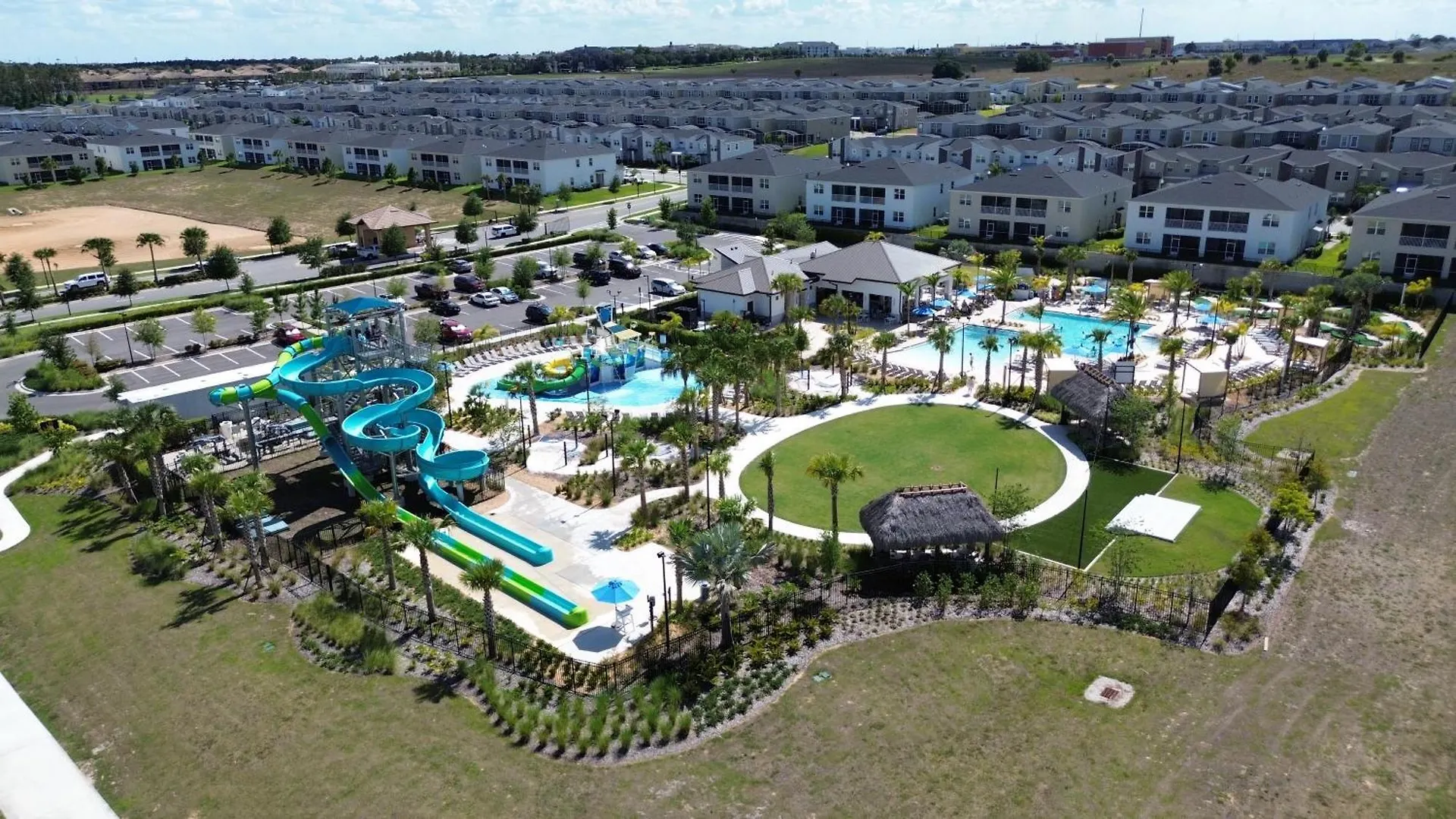 Adventure Park Escape, Walkable To Waterpark * 키시미
