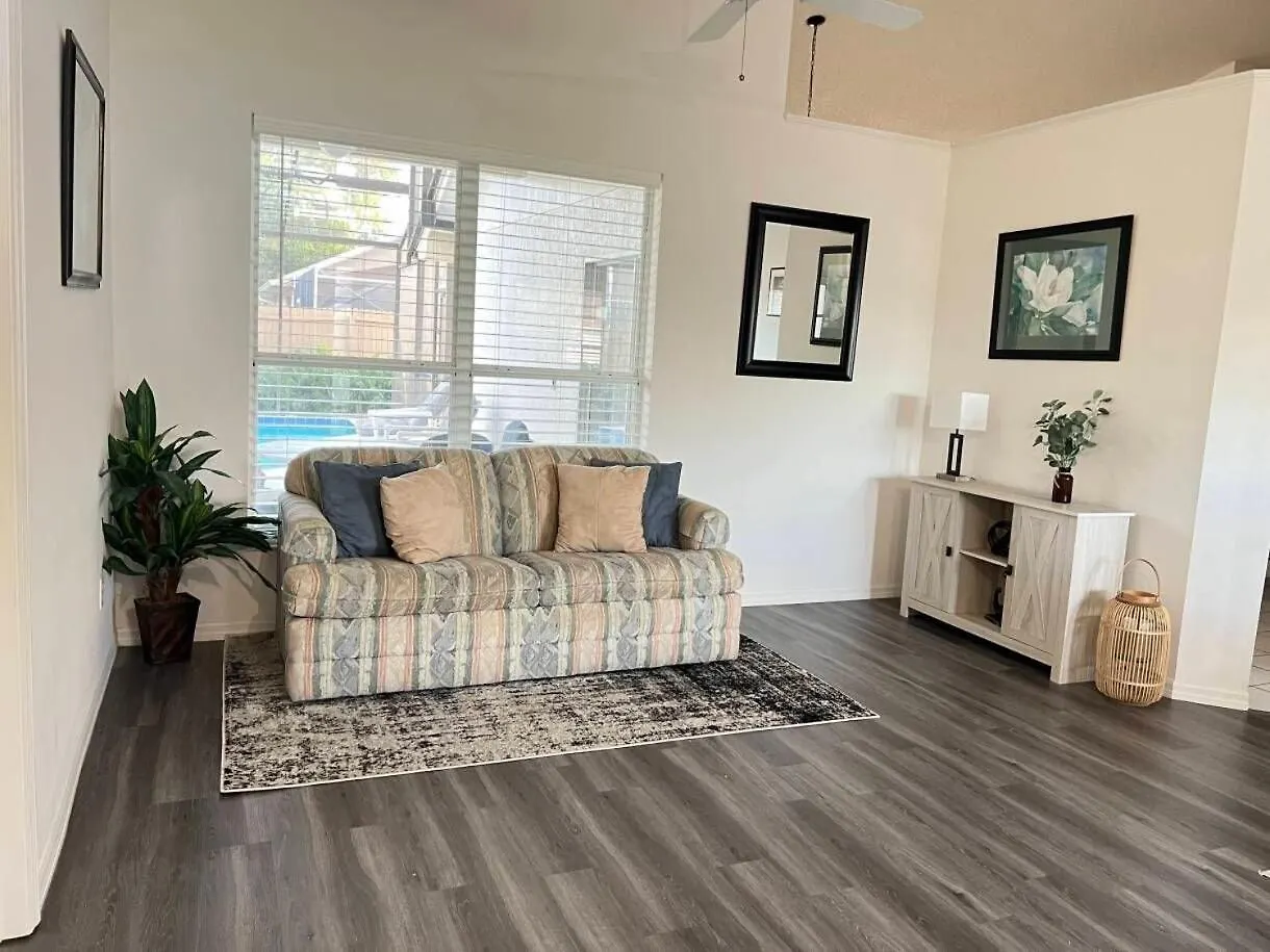 270 - 3b/2b Private Pool ☆close To Attractions☆ Villa