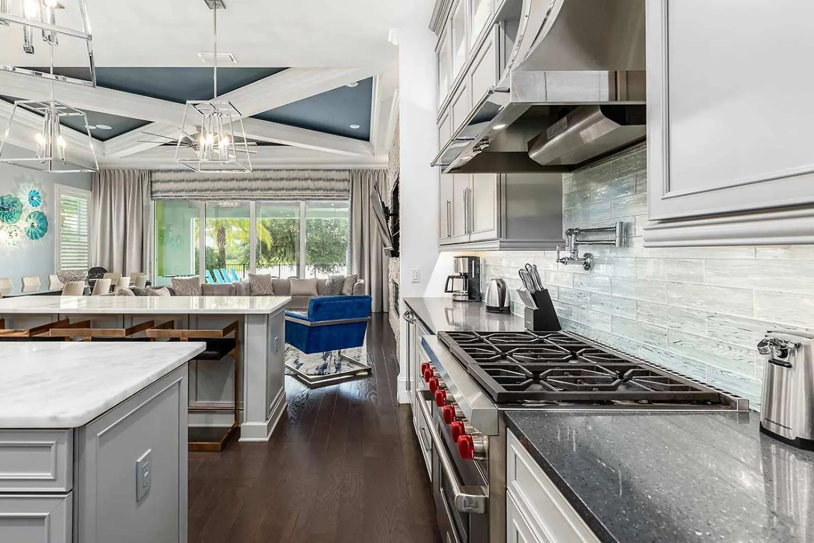 Estate With Arcade, Theater, Superhero Br, Near Parks Villa Kissimmee