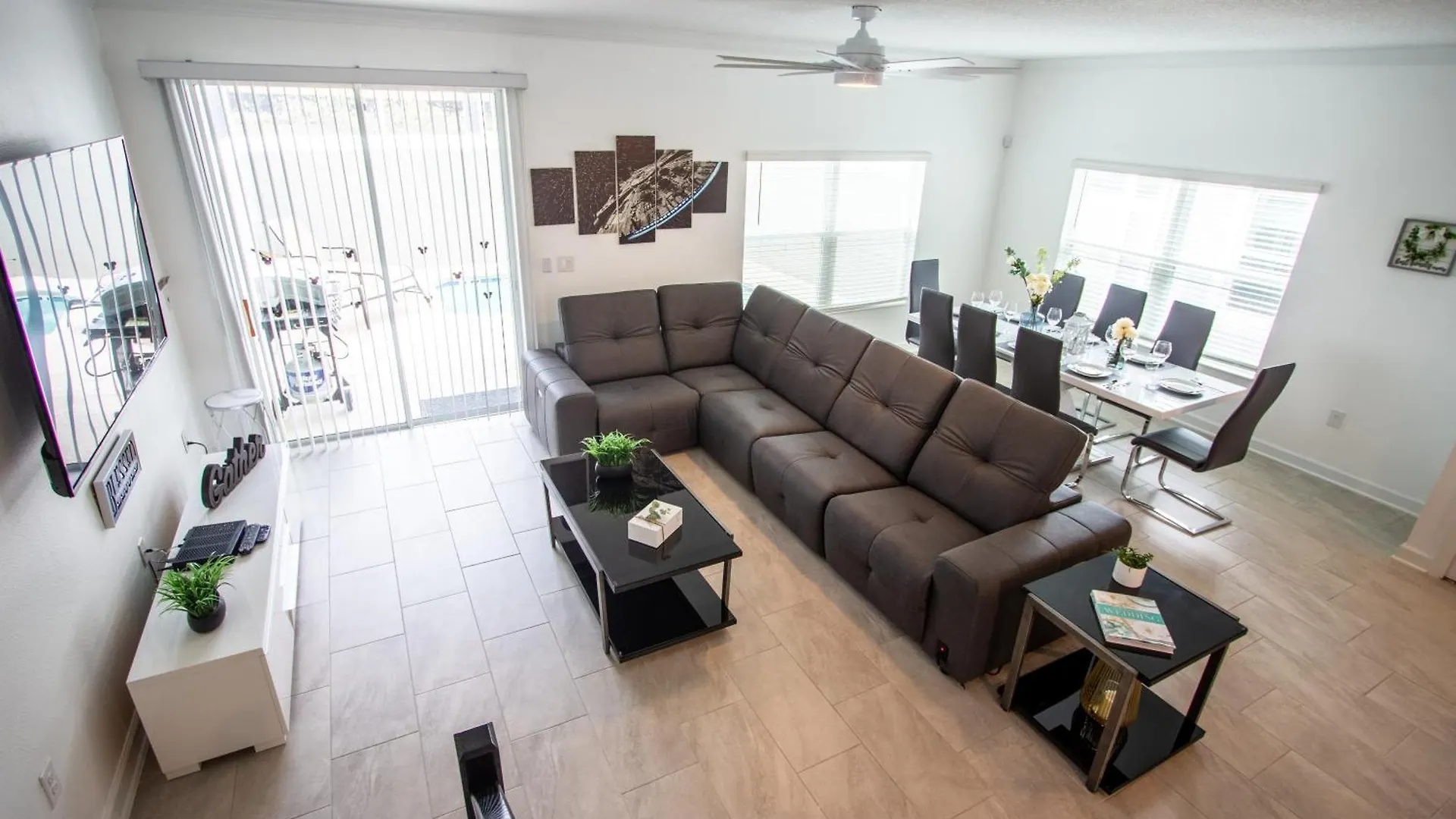 Luxury Family Retreat Walkable To The Waterpark Kissimmee