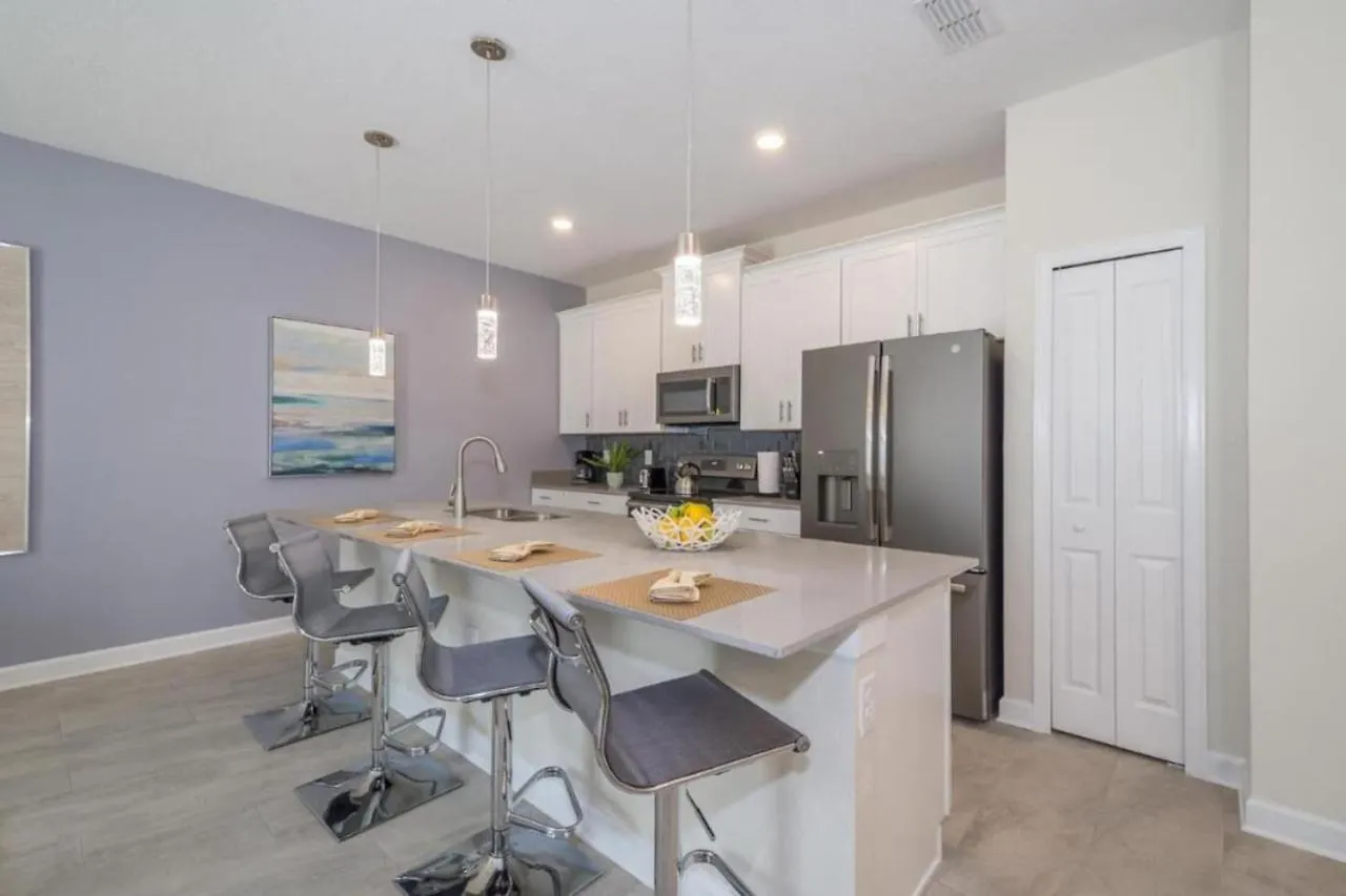 4 Bd 3 Ba Private Pool Storey 4832 Holiday home