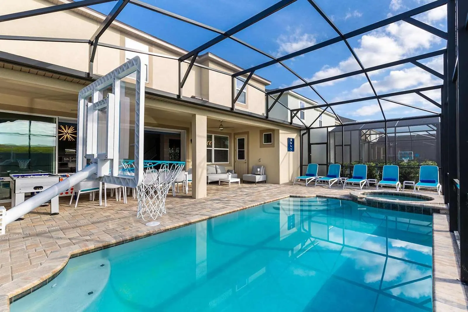Villa Stellar With Space Br, Theater, Arcade & Pool Kissimmee