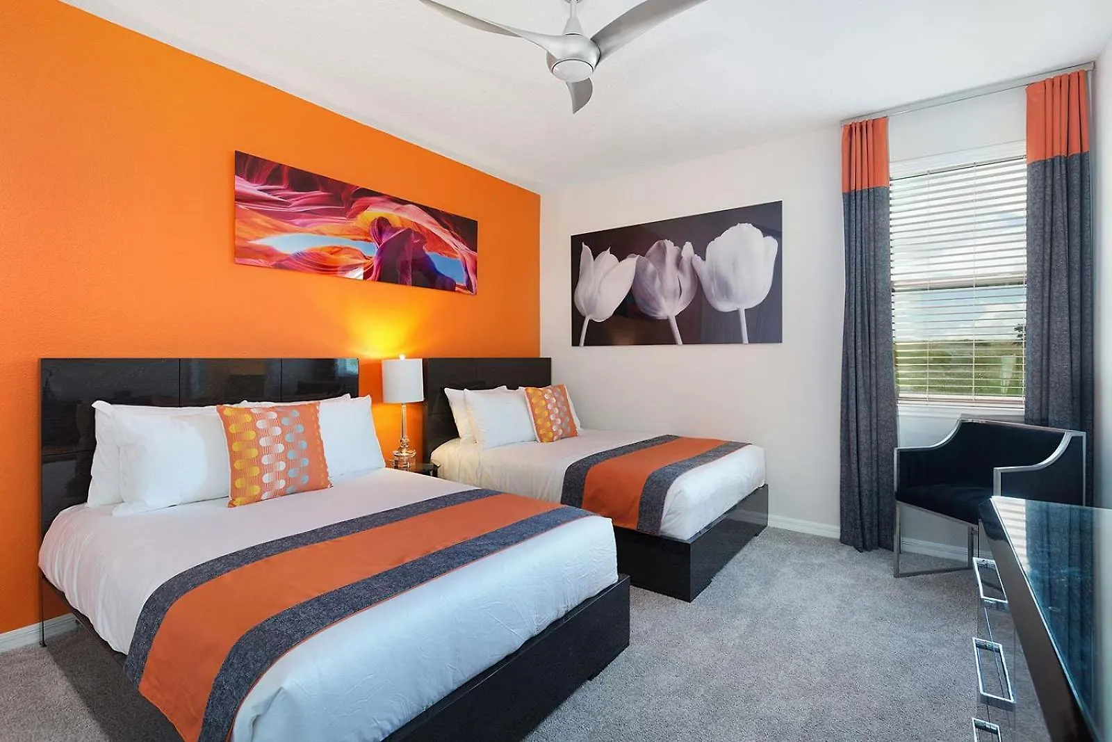 Stellar With Space Br, Theater, Arcade & Pool Kissimmee