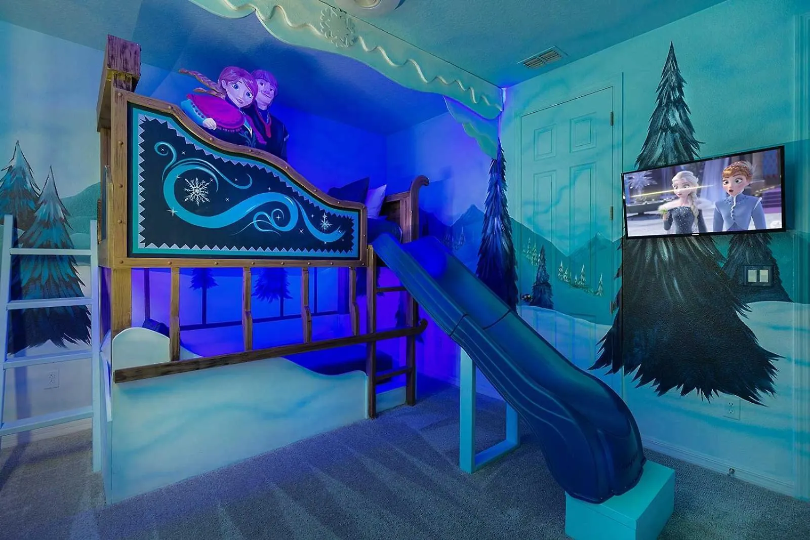 Stellar With Space Br, Theater, Arcade & Pool Kissimmee