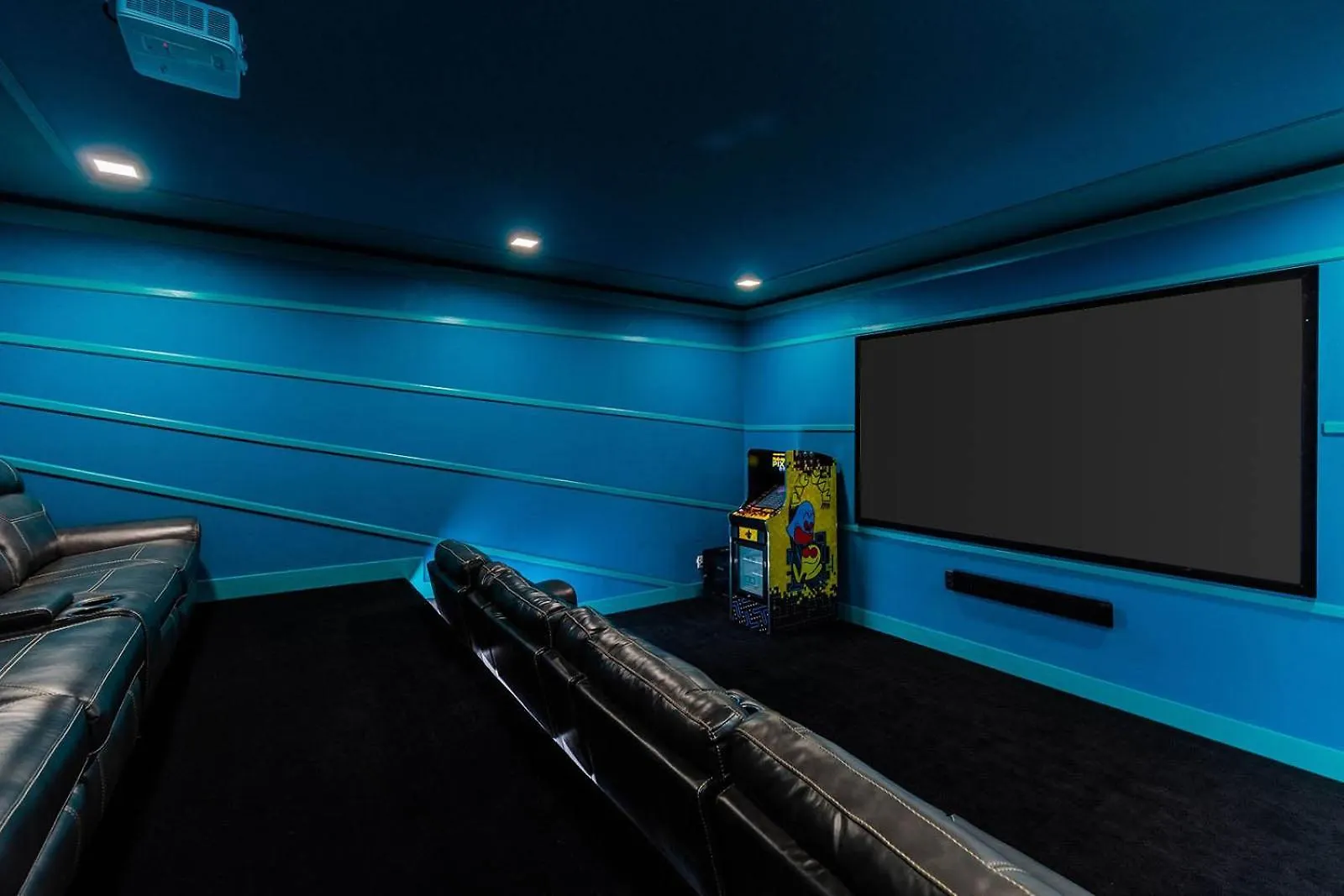 Epic With Superhero Br, Theater, Arcade & Pool
