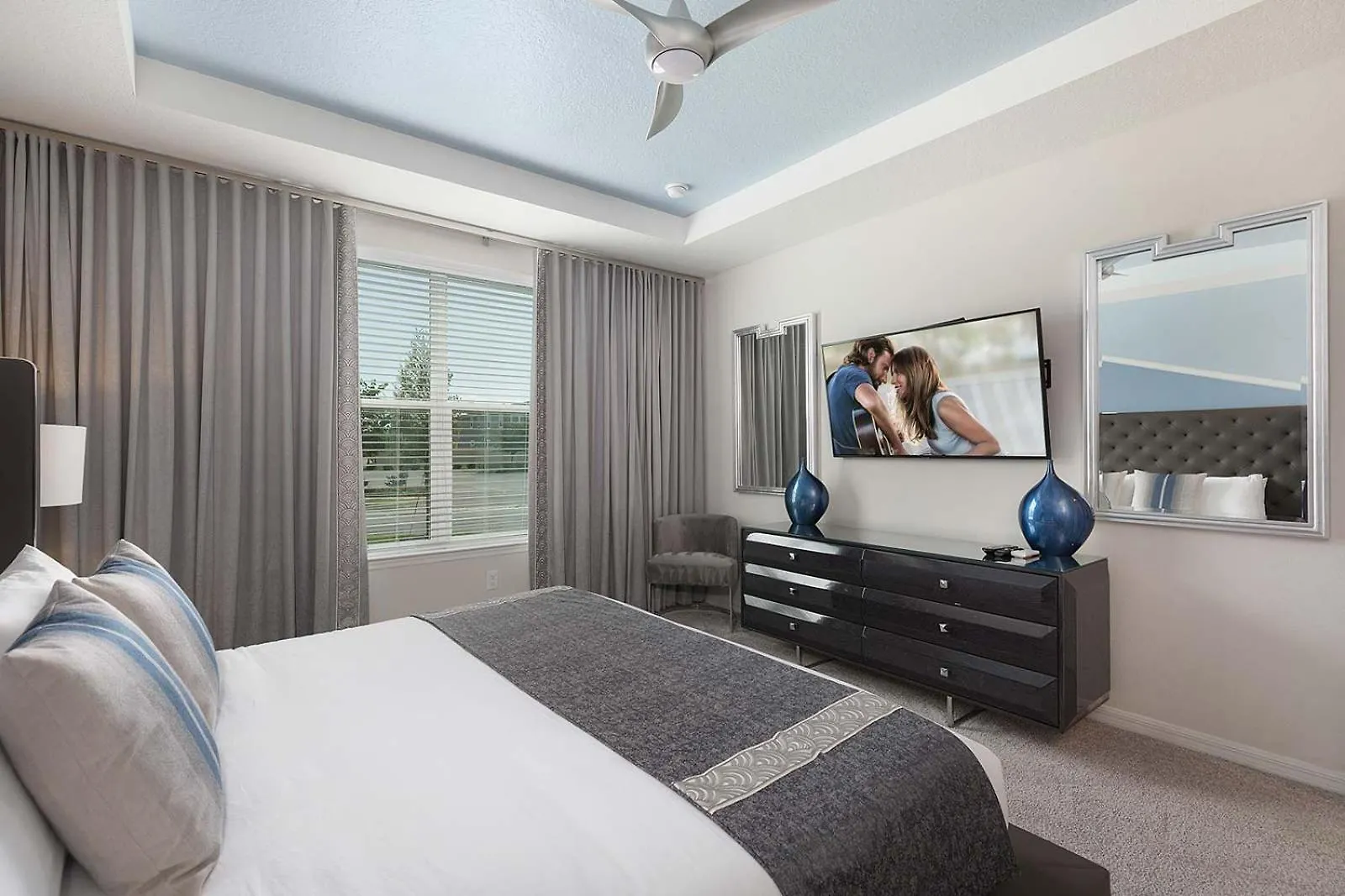 Villa Epic With Superhero Br, Theater, Arcade & Pool