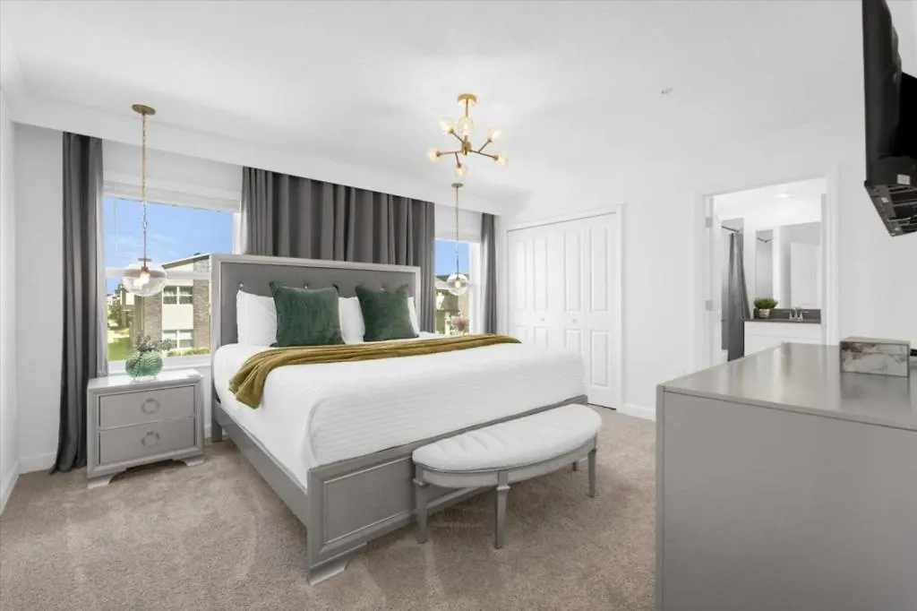 4 Bedrooms- 3 Bathrooms- Storey 2457rt *