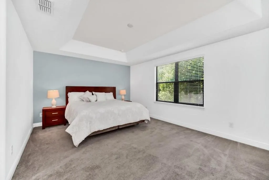 Tropical Escape 3 Bed In Beautiful Apartment *