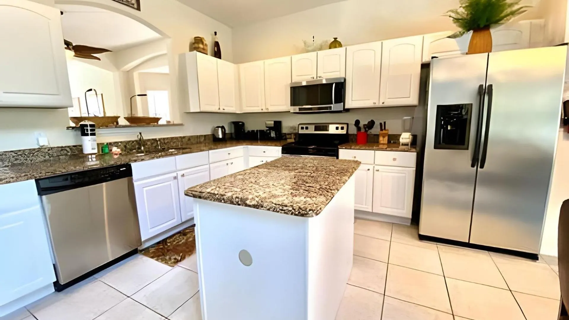 Svh - 2751 - 6bd/5.5ba Lux Pool Near *