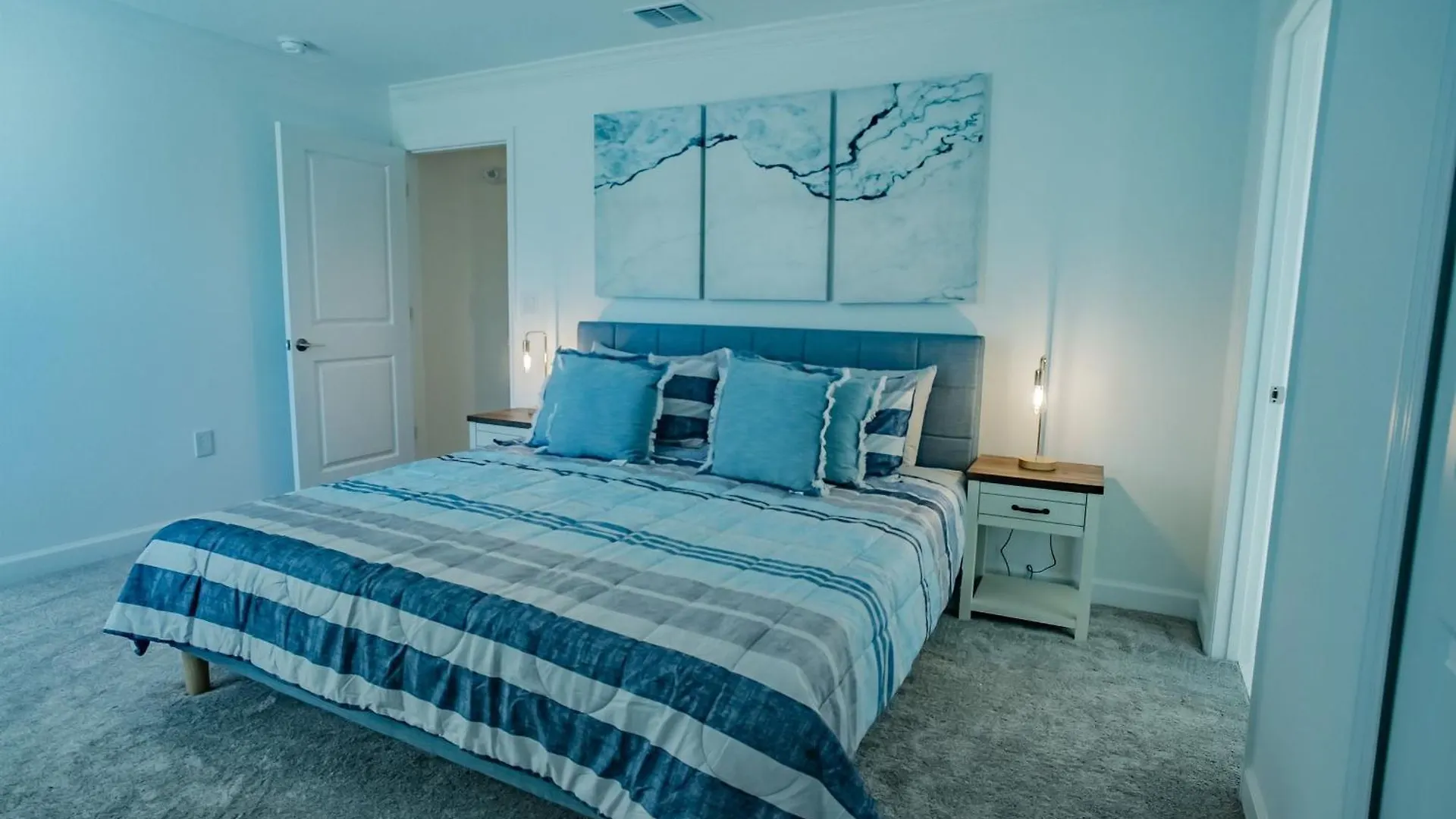 St4261 - Luxury Townhouse W/priv. Pool Near