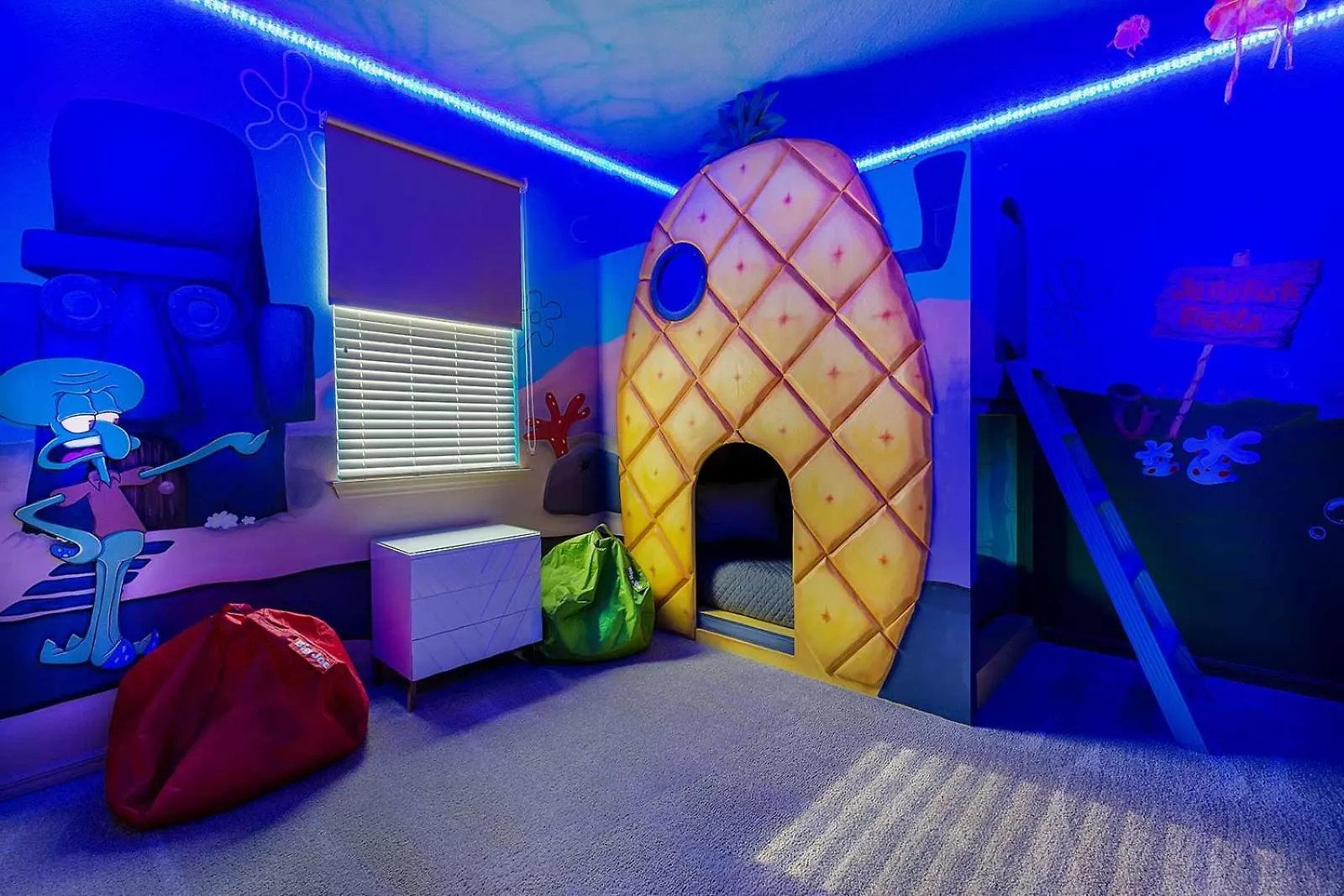 Fab Near With Gamer Br, Theater & Arcade * Kissimmee