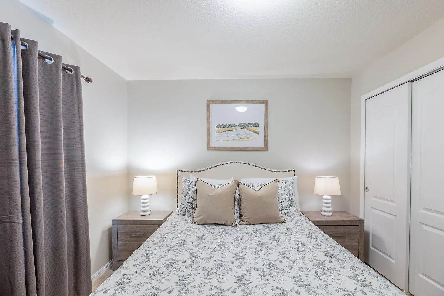 Cozy 5 Bed, Wonderful Clubhouse, Close To