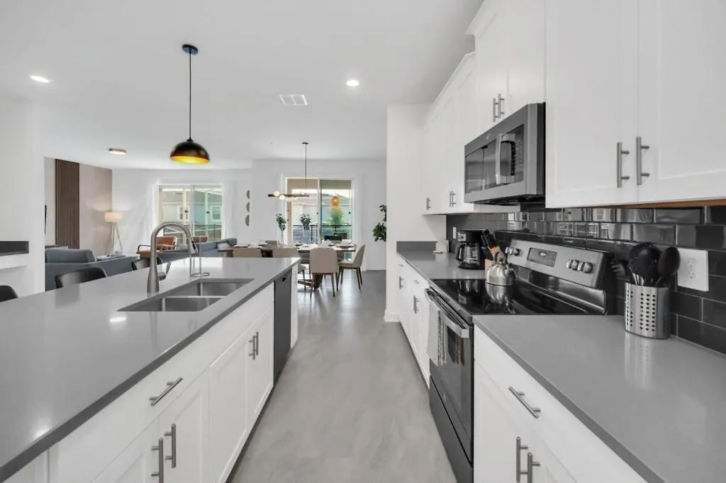 Villa Amazing 6 Bedroom 1117 Kingsbarn *