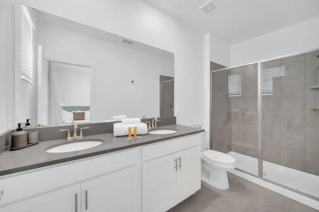 Amazing 6 Bedroom 1117 Kingsbarn *