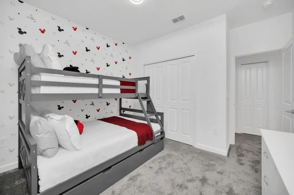 Amazing 6 Bedroom 1117 Kingsbarn Villa