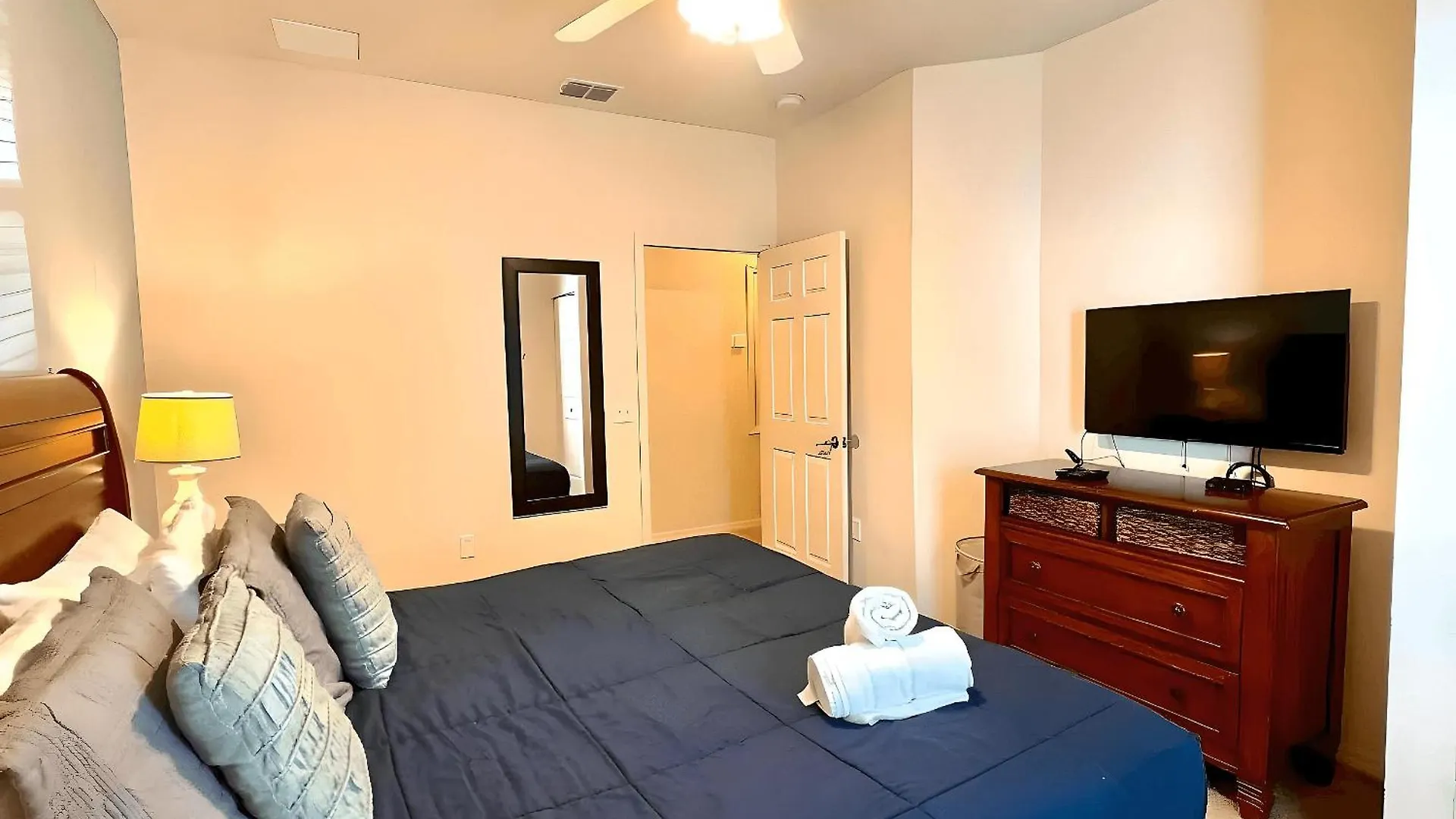 8990 Cozy 3bd/2ba Near W/ Clubhouse Holiday home