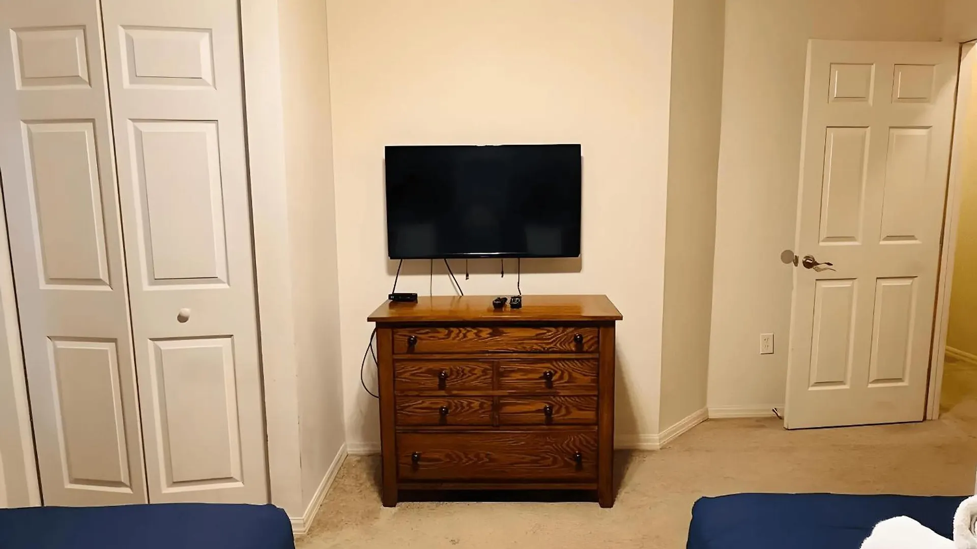 Holiday home 8990 Cozy 3bd/2ba Near W/ Clubhouse