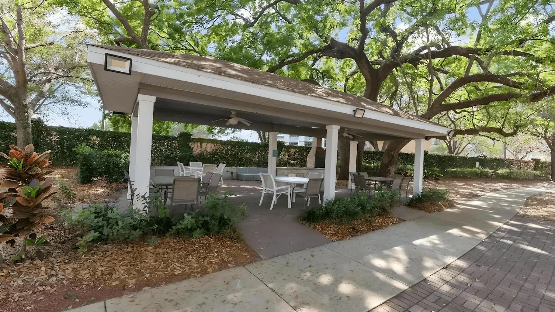 Holiday home 8990 Cozy 3bd/2ba Near W/ Clubhouse *