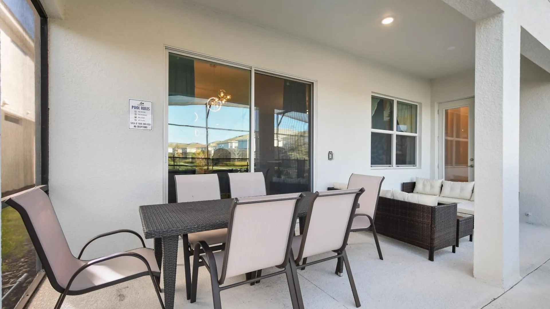 Holiday home Lakeview 12br Pool/spa/theater/game