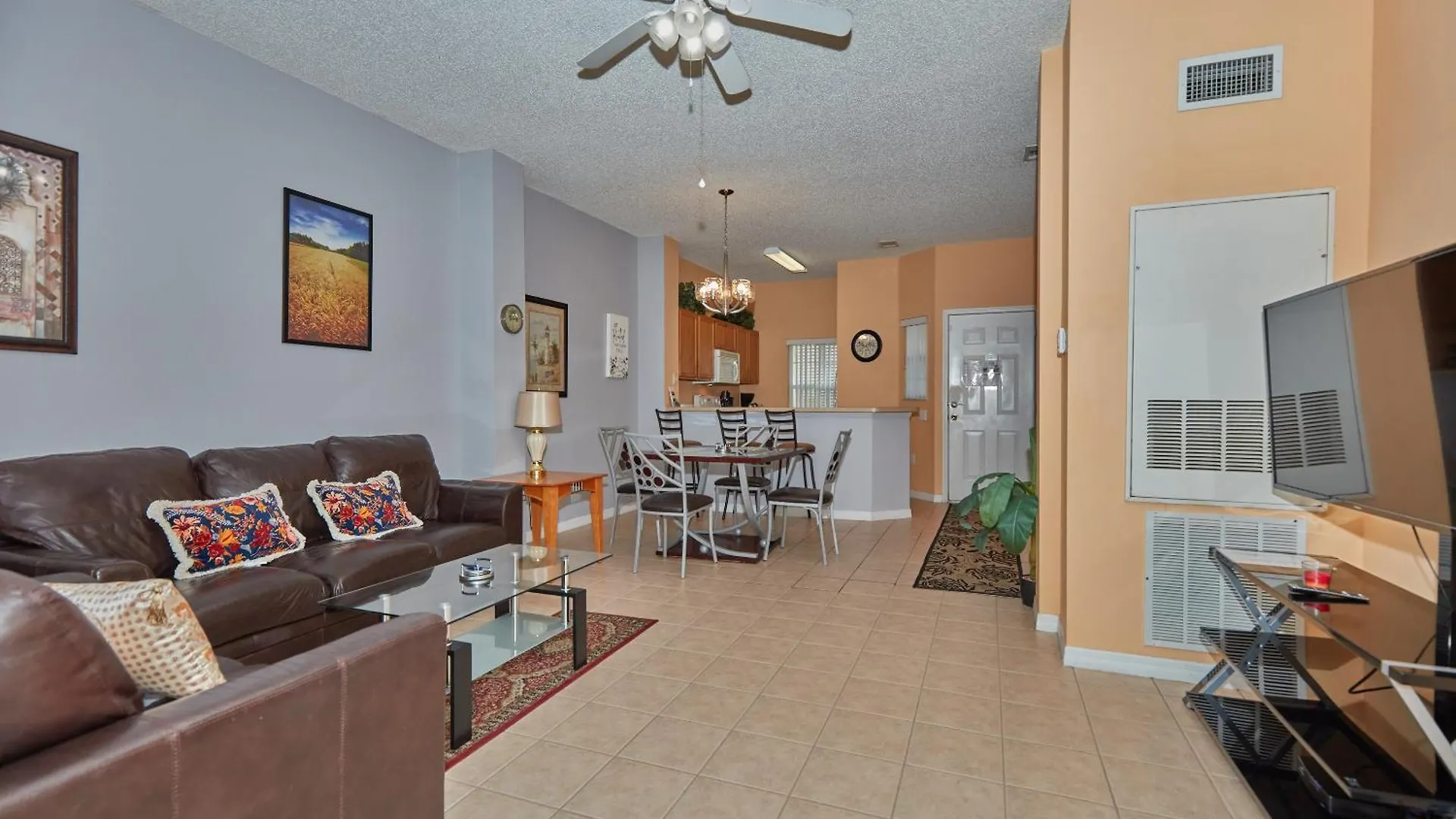 Resort Spring Retreat Near Disney, Perfect For Families *