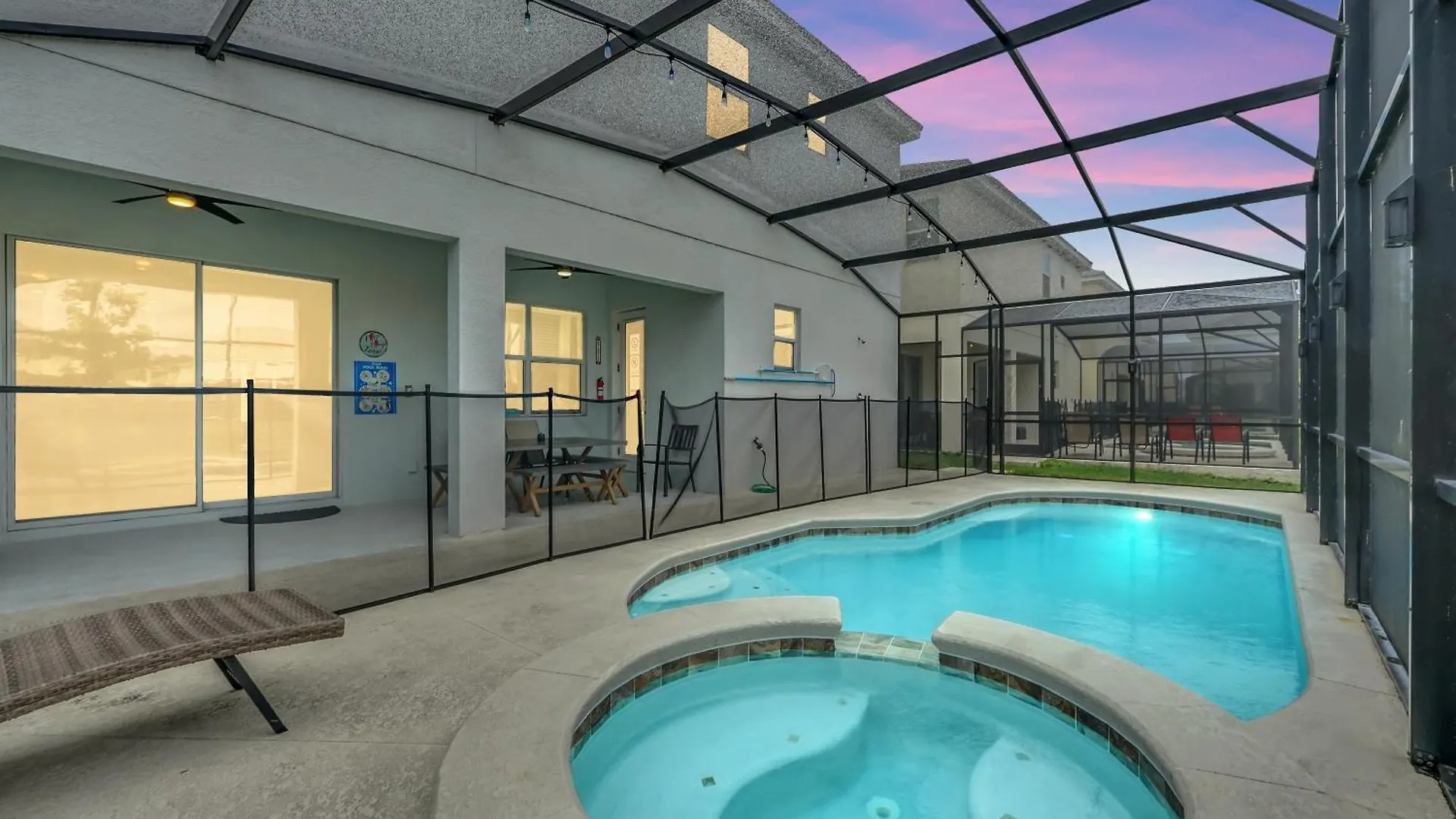 Spacious Dreamscape 12rooms 11 Bathrooms 25 People Wifi *