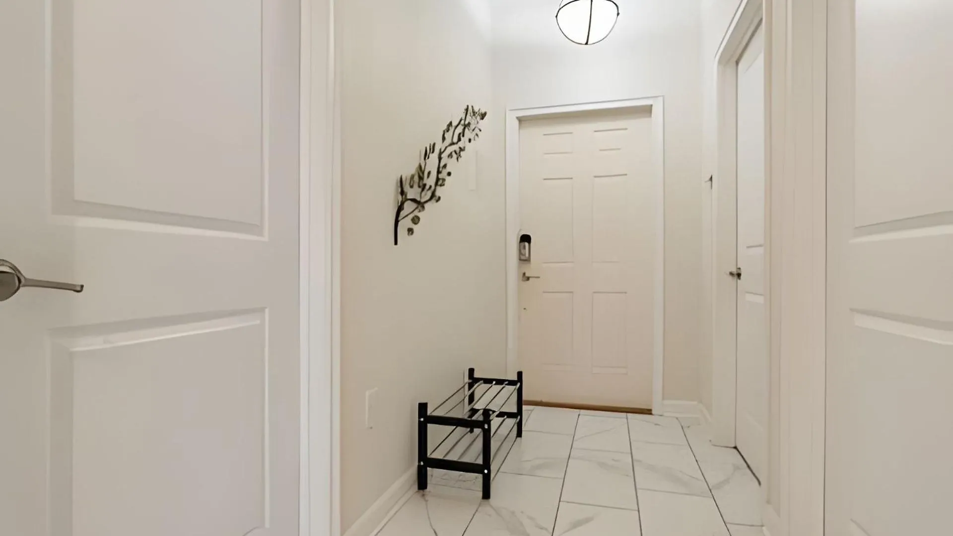 Spacious 5br W/ Private Pool, Near *