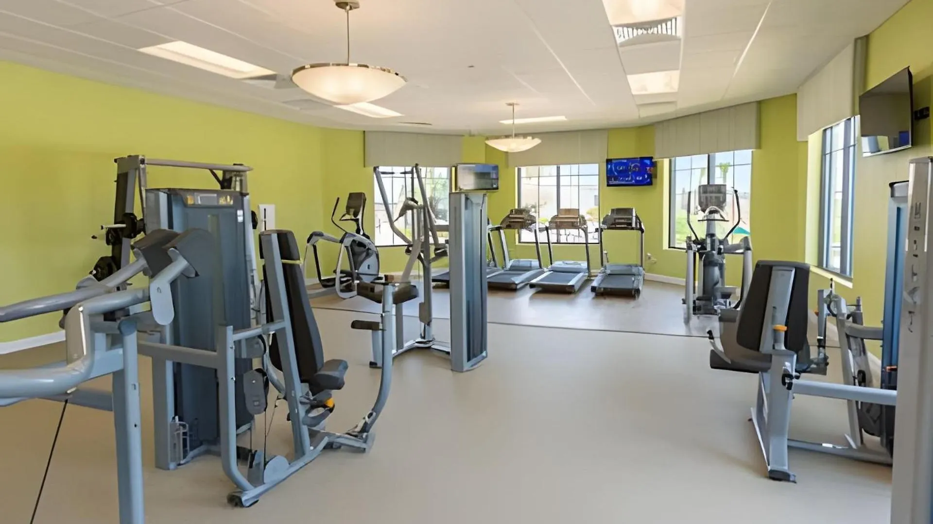 Spacious 5br W/ Private Pool, Near Kissimmee