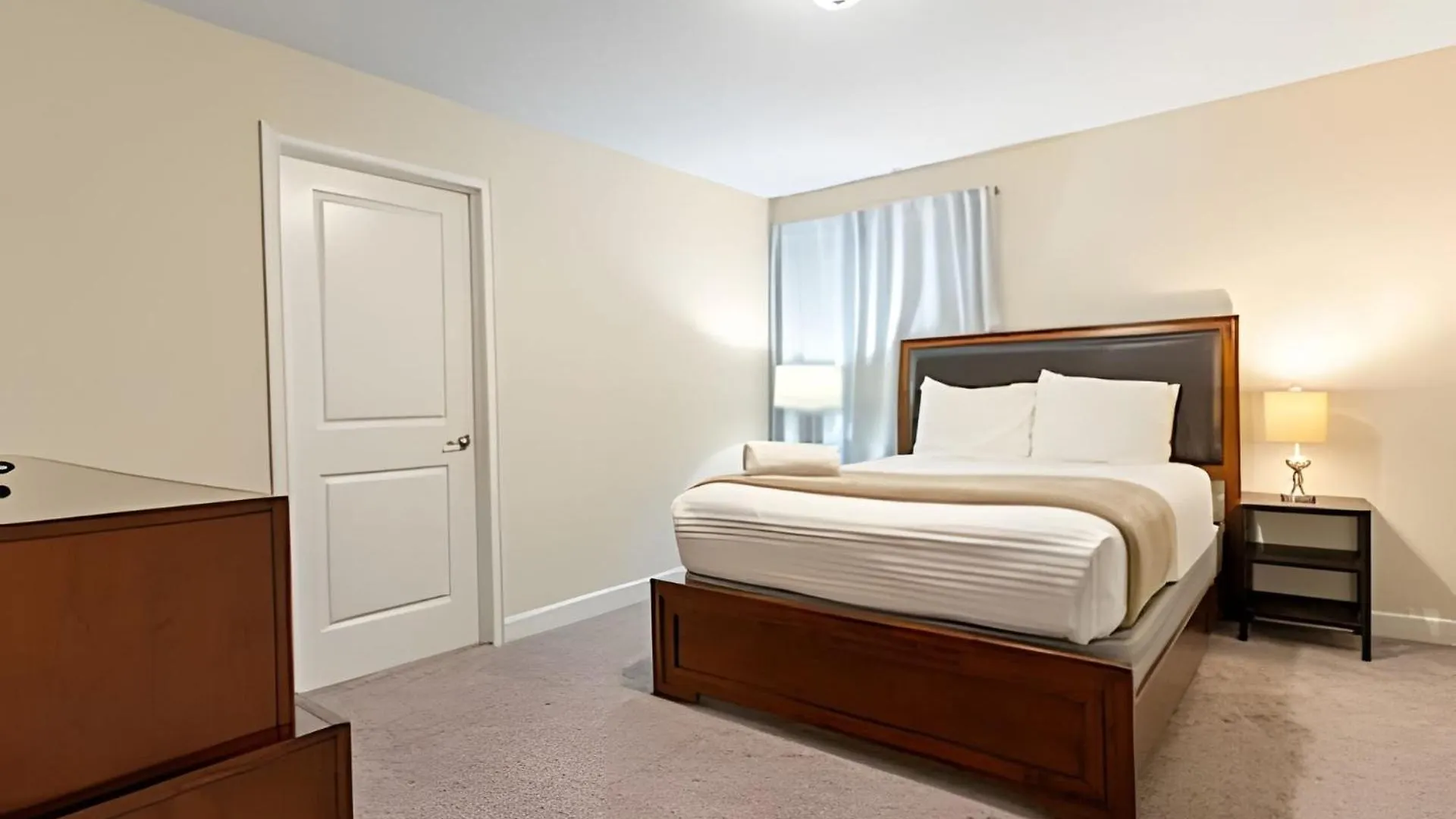 Spacious 5br W/ Private Pool, Near * Kissimmee