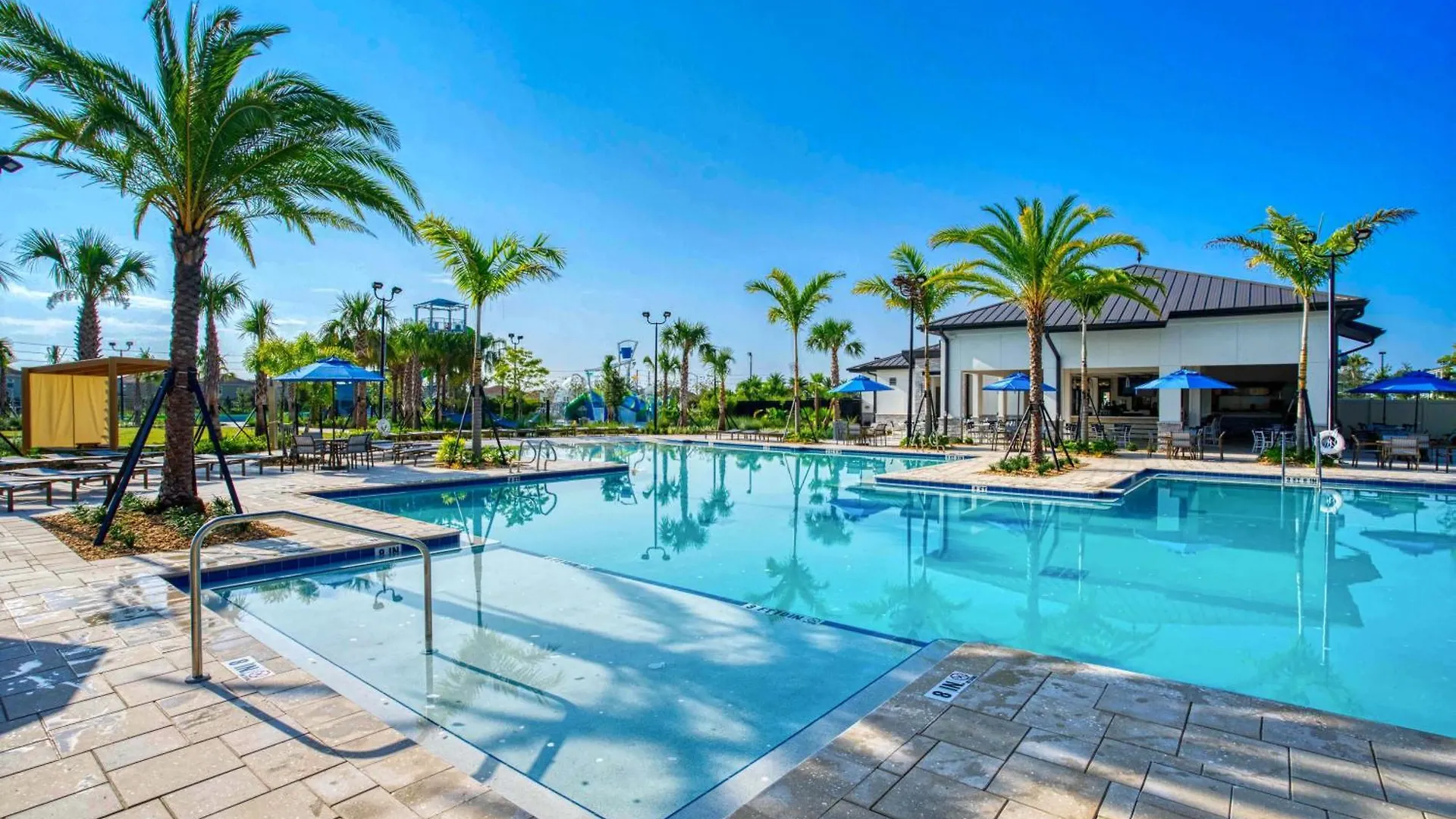 Private Pool Themed Bedrooms Free Waterpark Holiday home