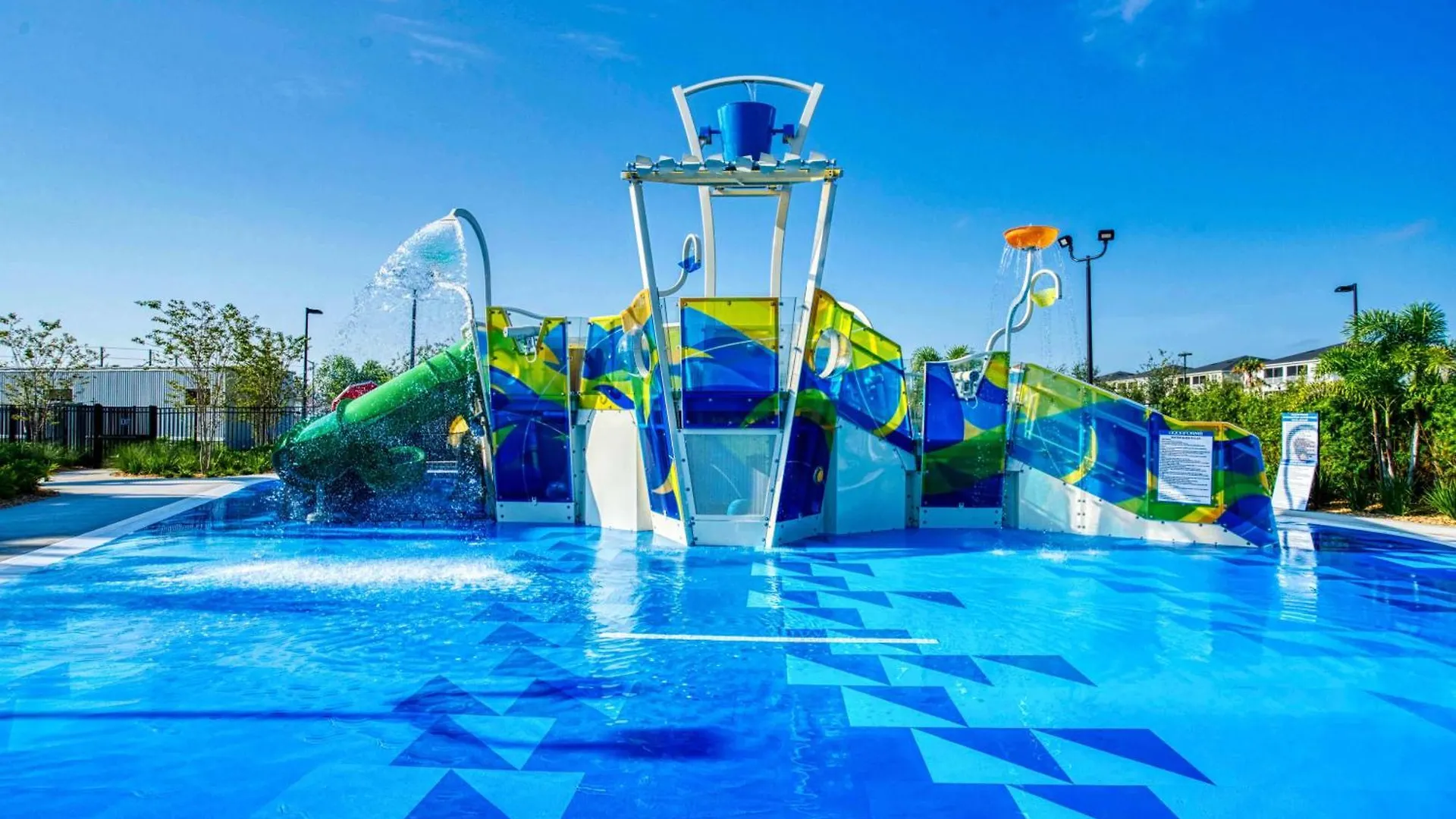 Private Pool Themed Bedrooms Free Waterpark Holiday home *