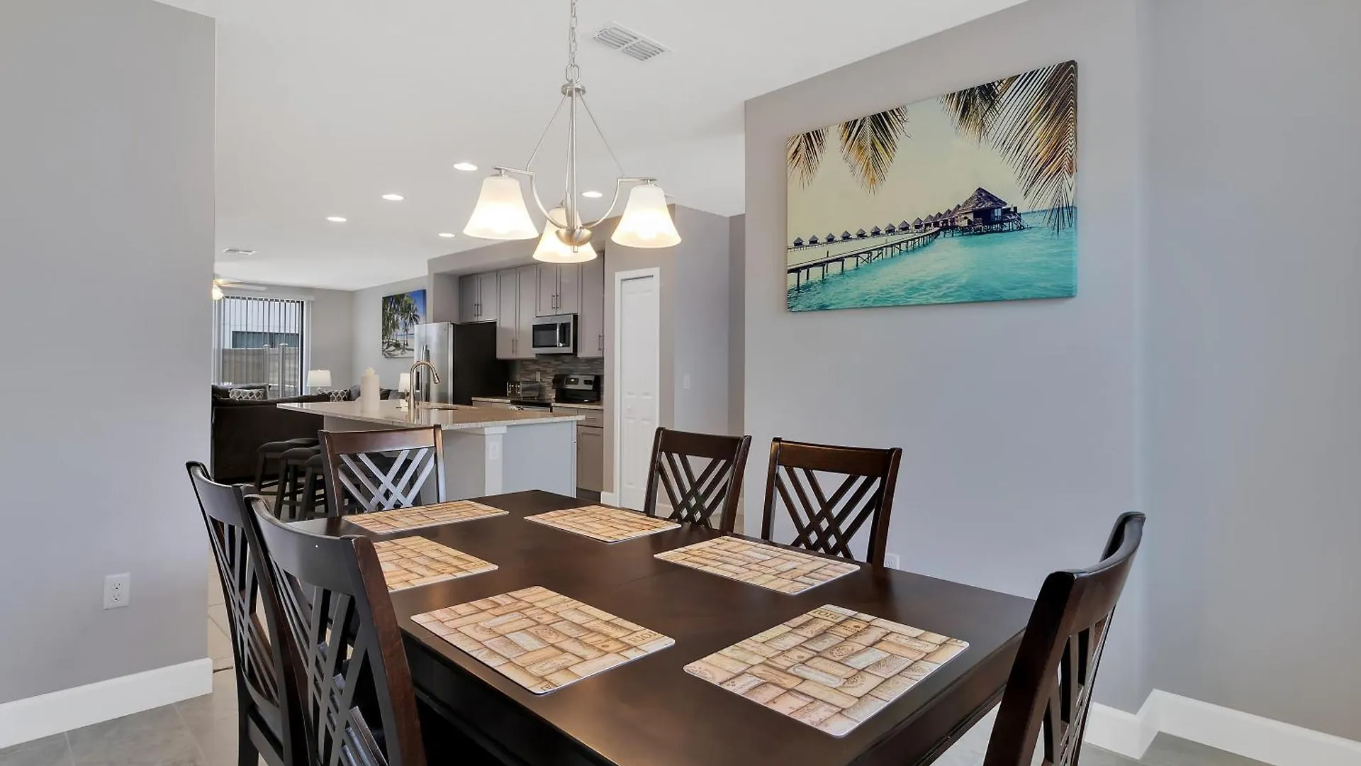 Spectacular! Townhome 9 Miles To World! Kissimmee