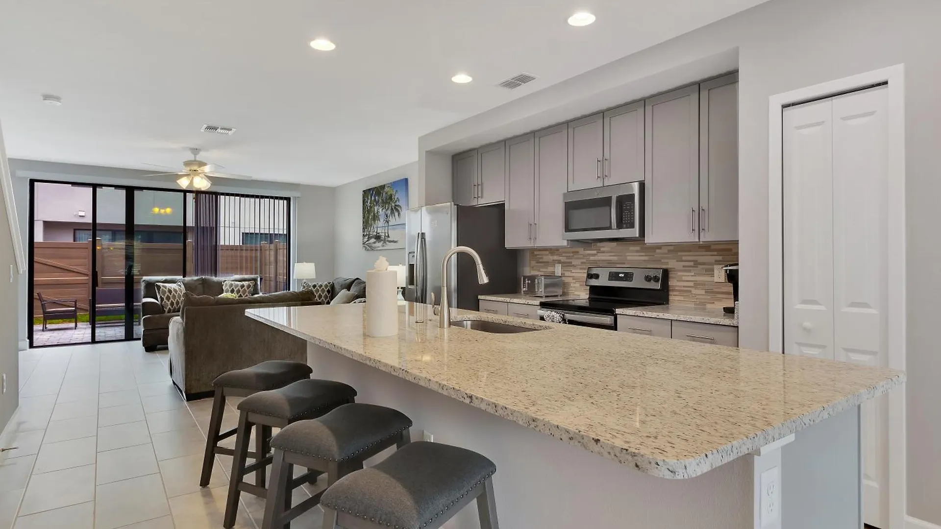 Spectacular! Townhome 9 Miles To World! Holiday home Kissimmee